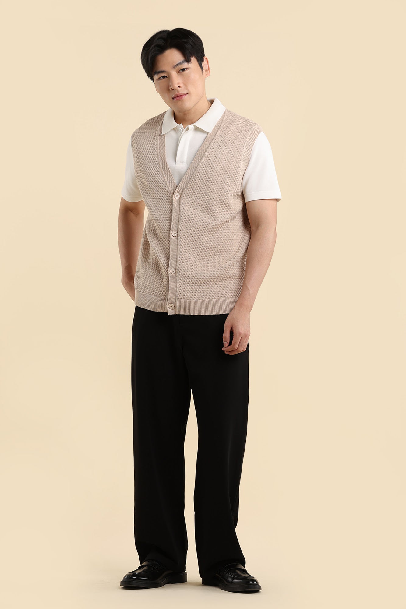 989651-Black (1).jpg