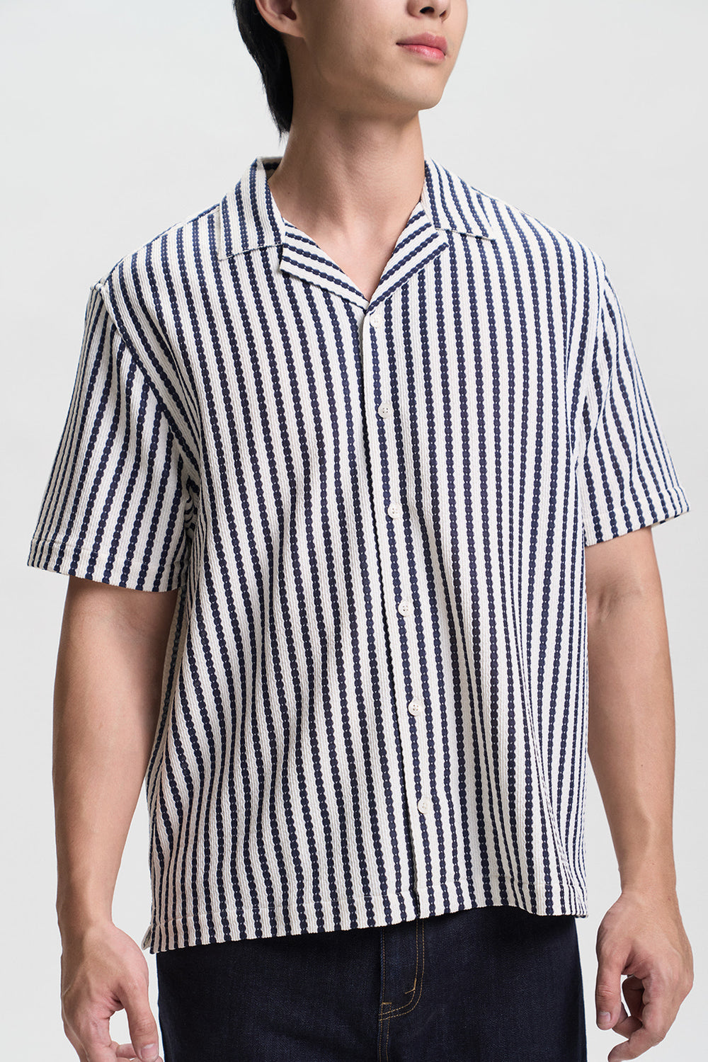 989662-Off White (2).jpg