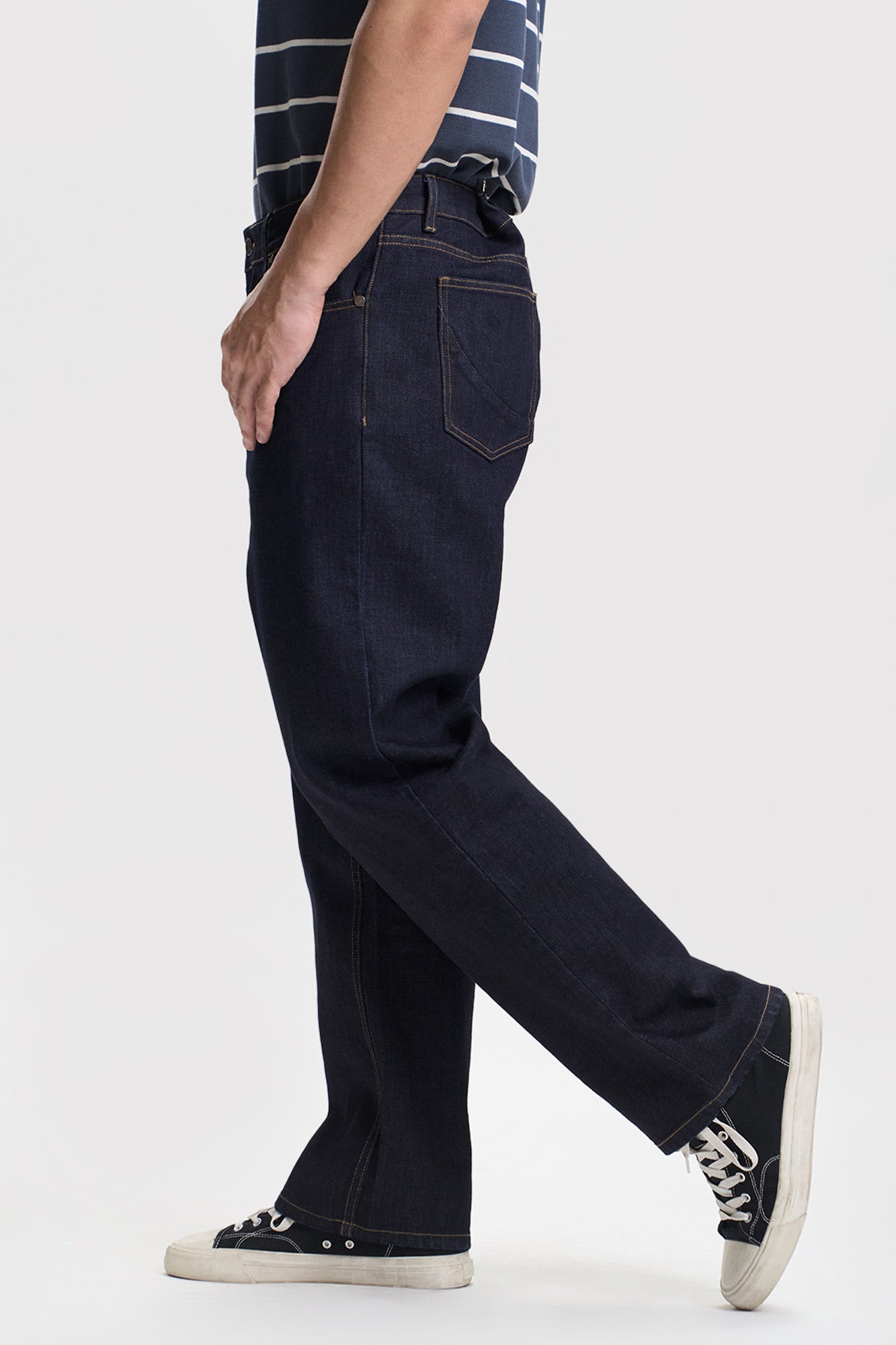 989668-Indigo (3).jpg