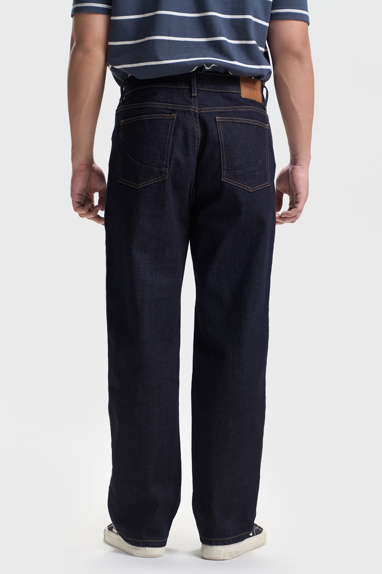 989668-Indigo (5).jpg