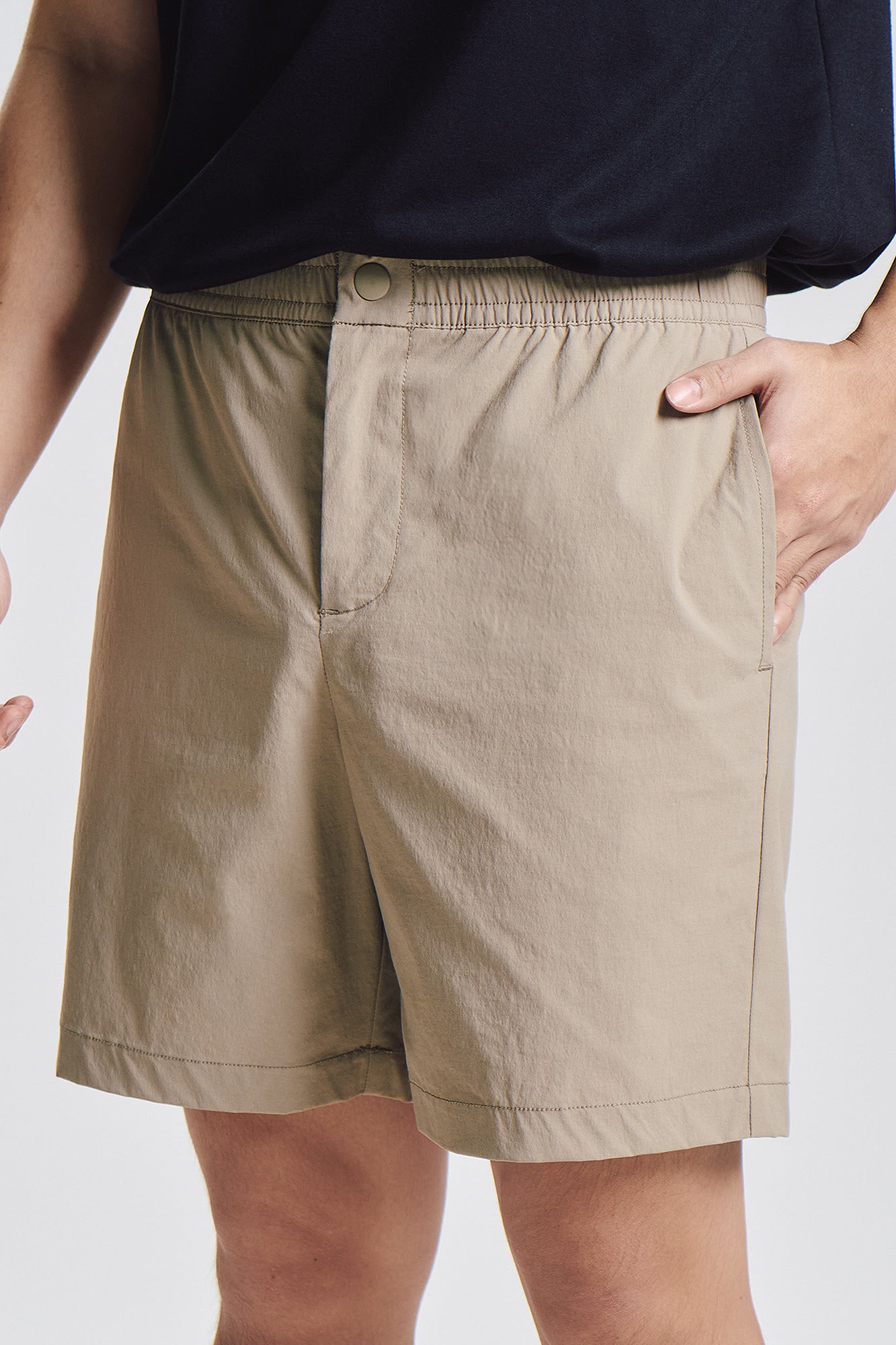 Essentials Lite Move Modern Fit Shorts