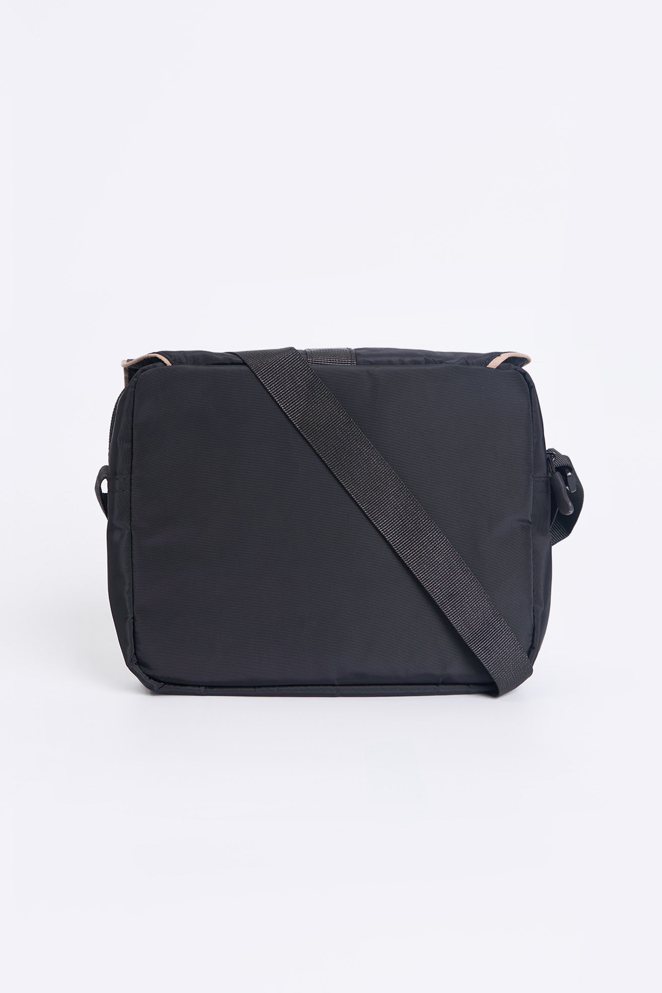 989891-Black (3).jpg