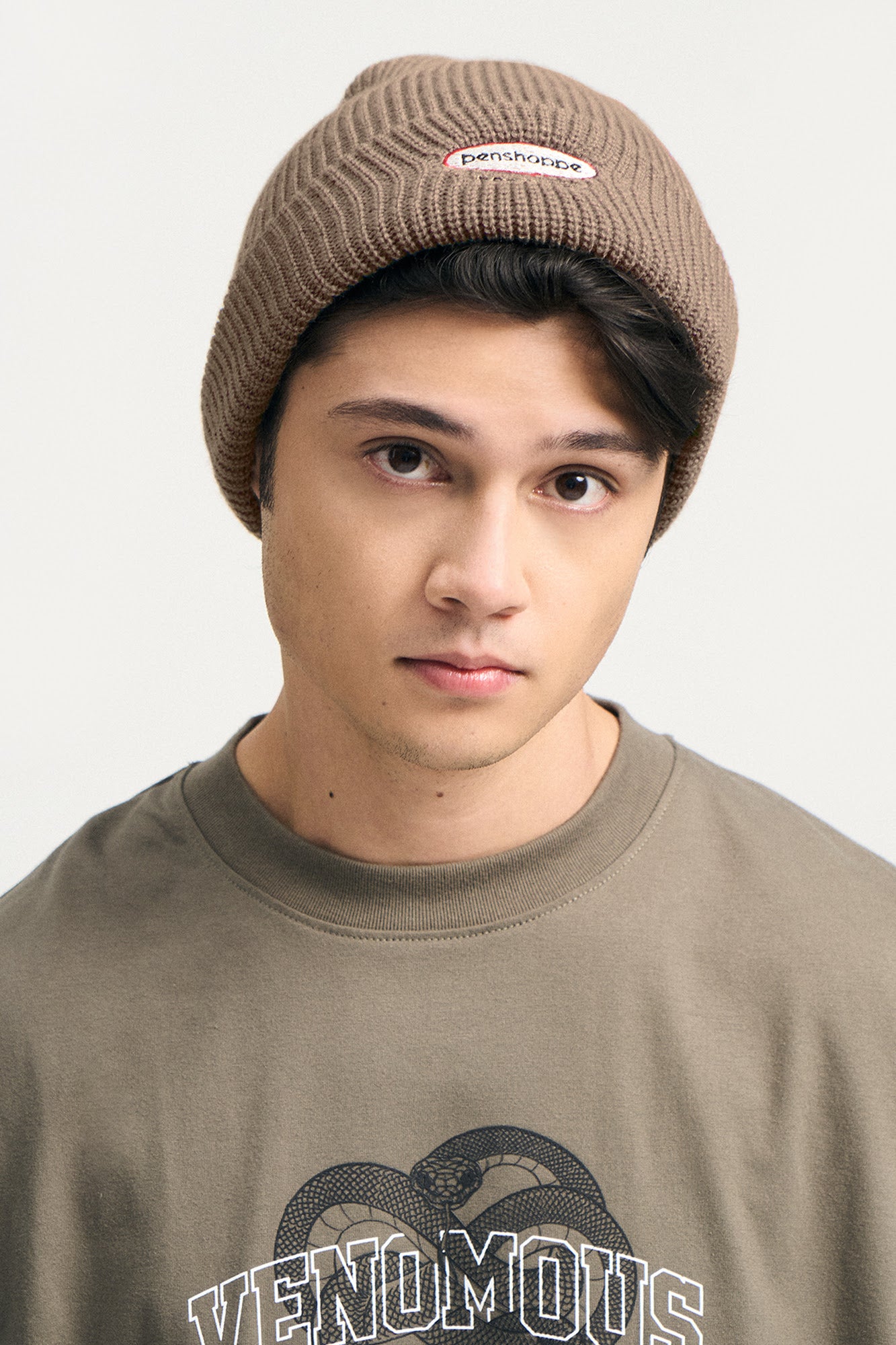 989925-Taupe (1).jpg