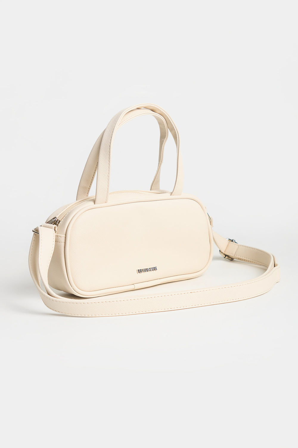 989933-Off White (3).jpg