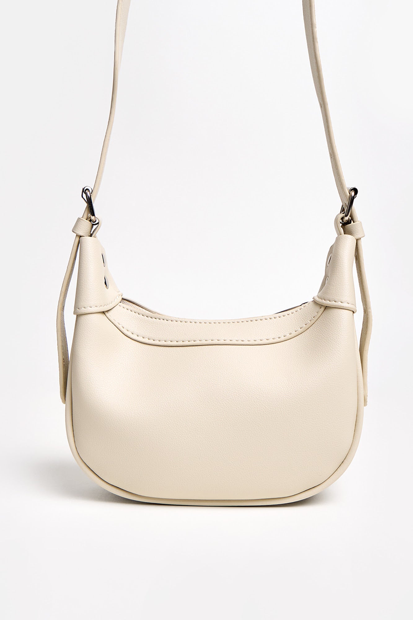 989934-Off White (2).jpg