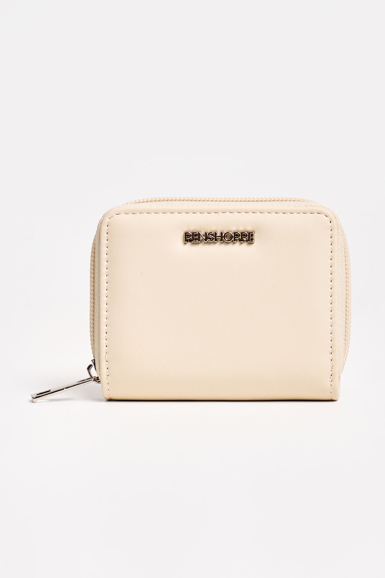 989943-Off White (4).jpg