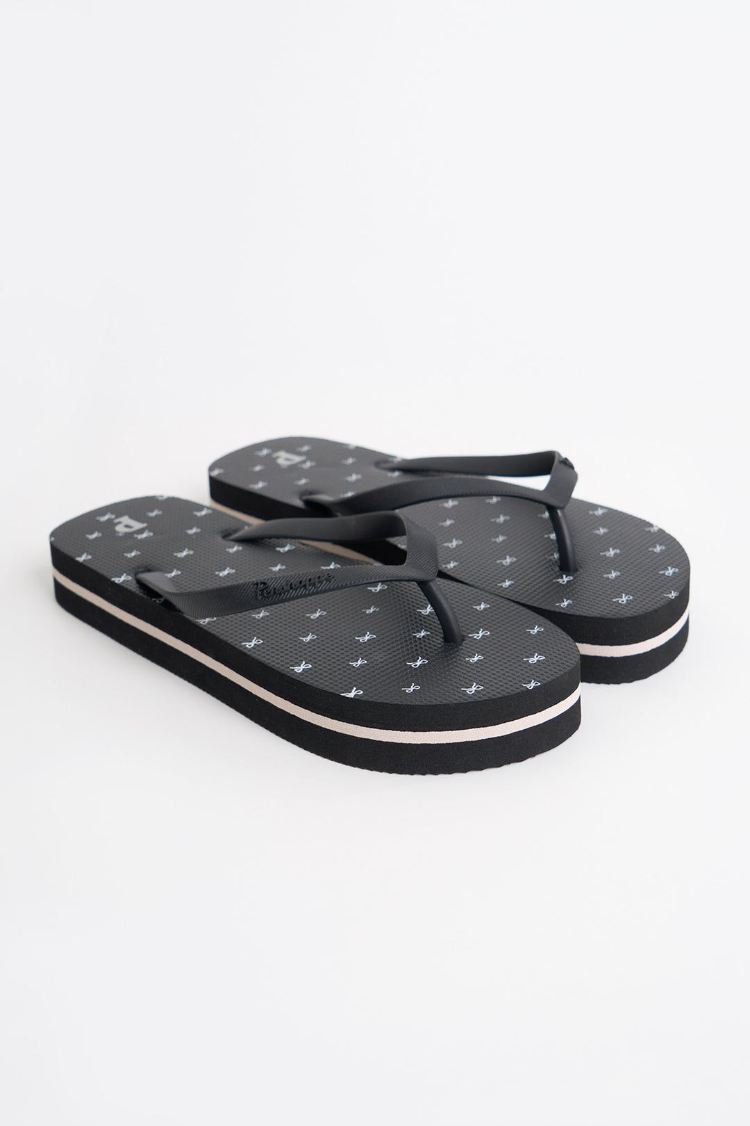 989949-Black (1).jpg