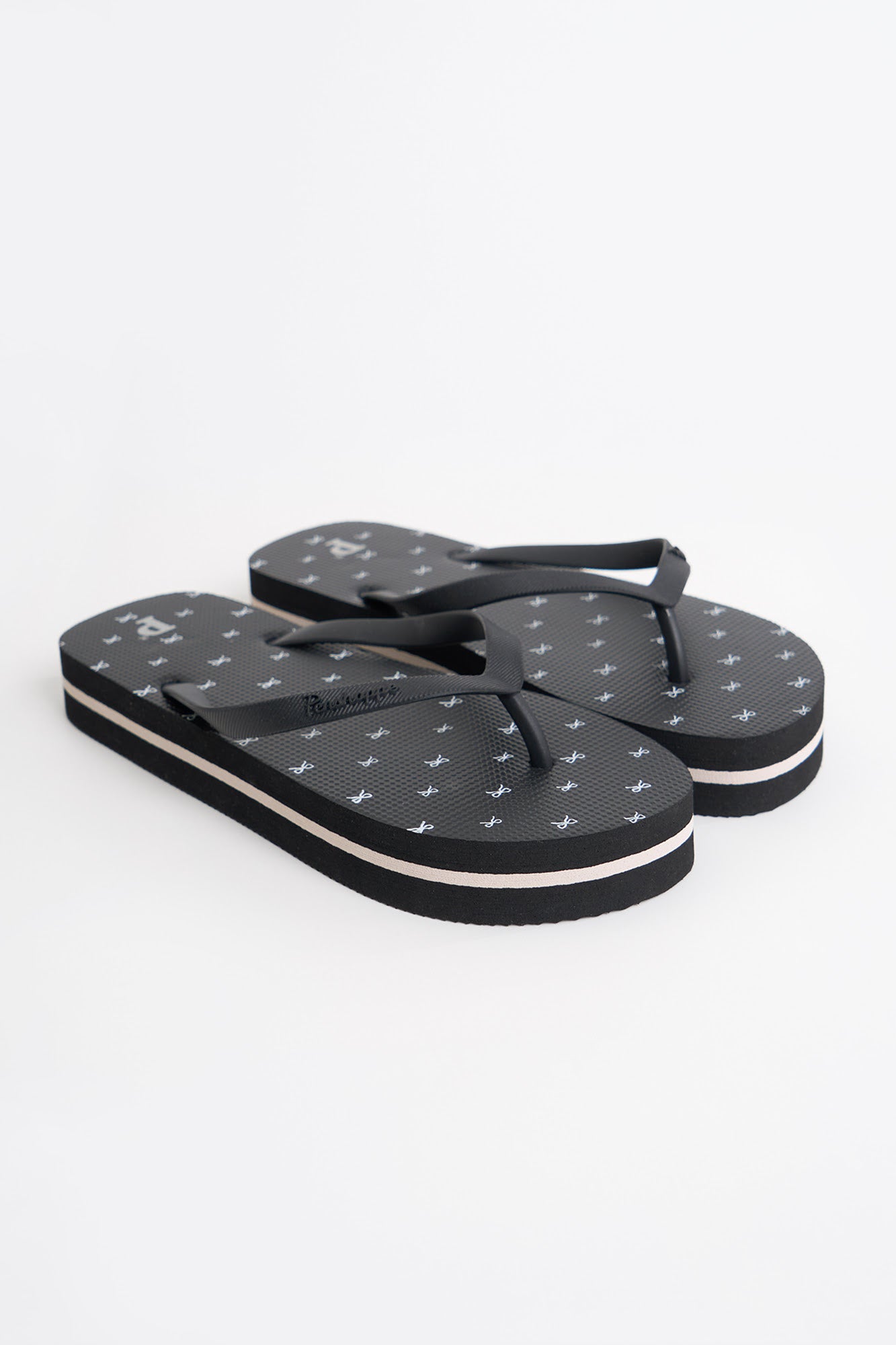 989949-Black (1).jpg