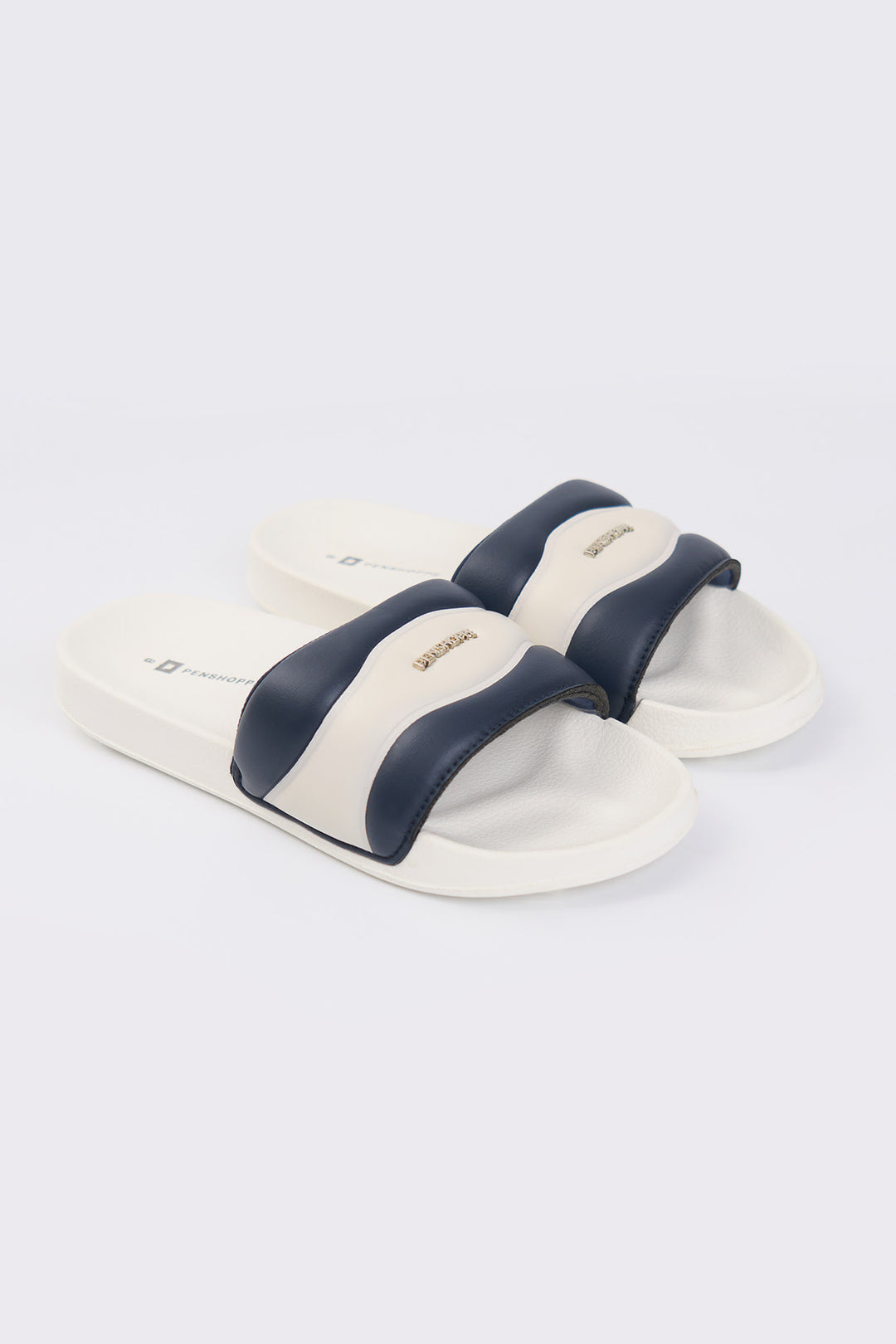 989950-Off White (2).jpg
