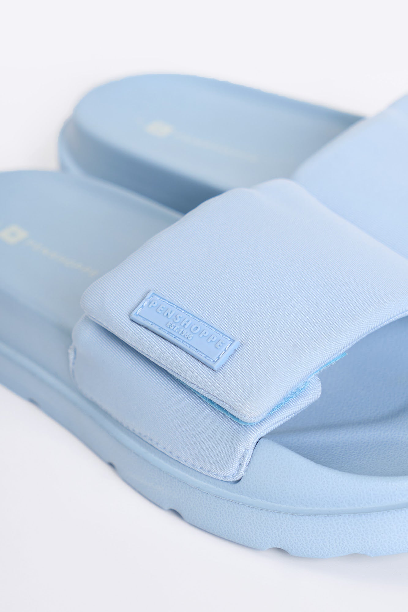 Women's Slides