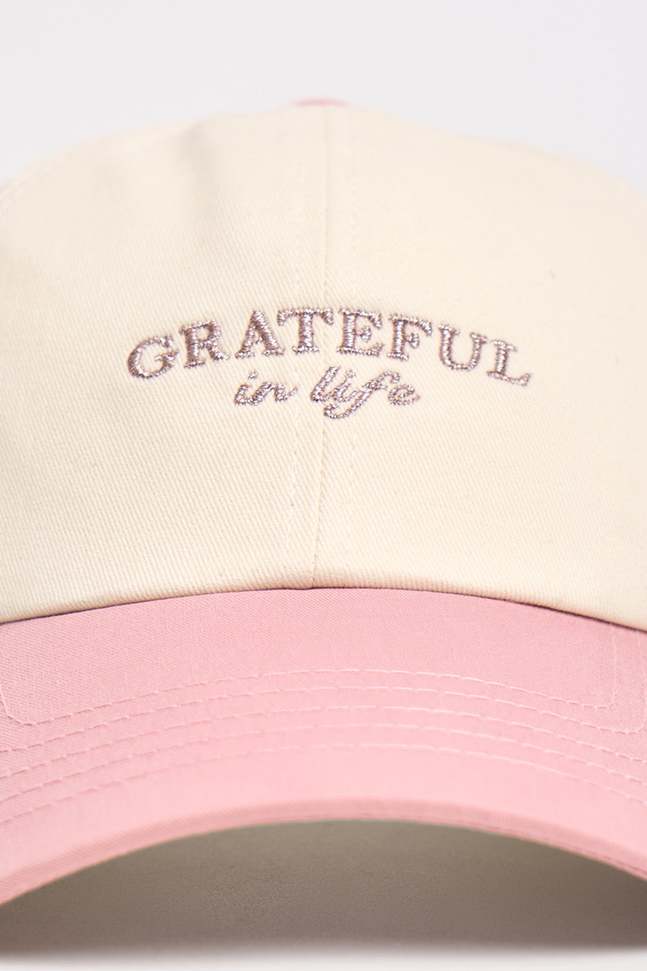 989963-Off White (3).jpg