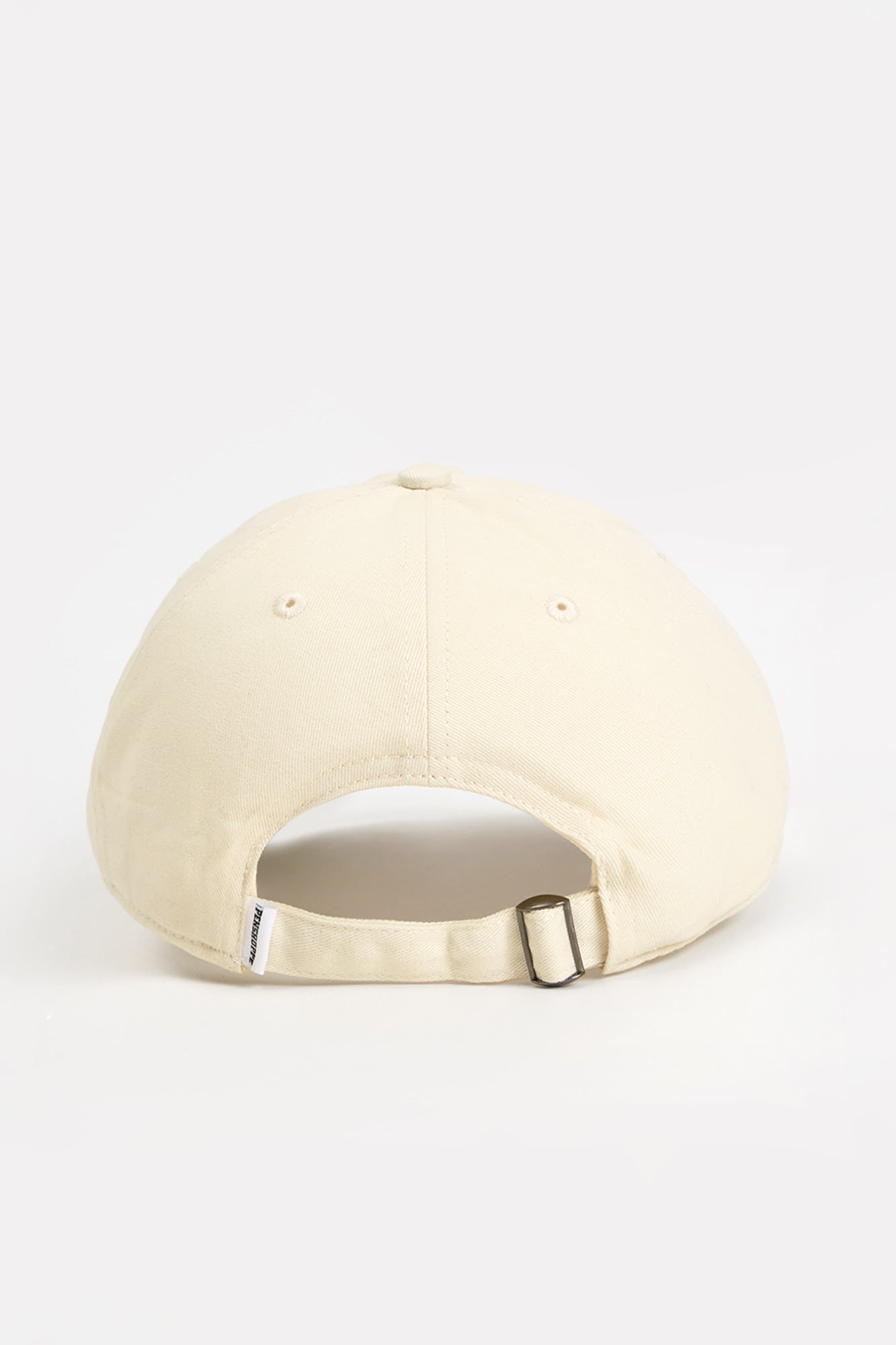 989964-Off White (1).jpg