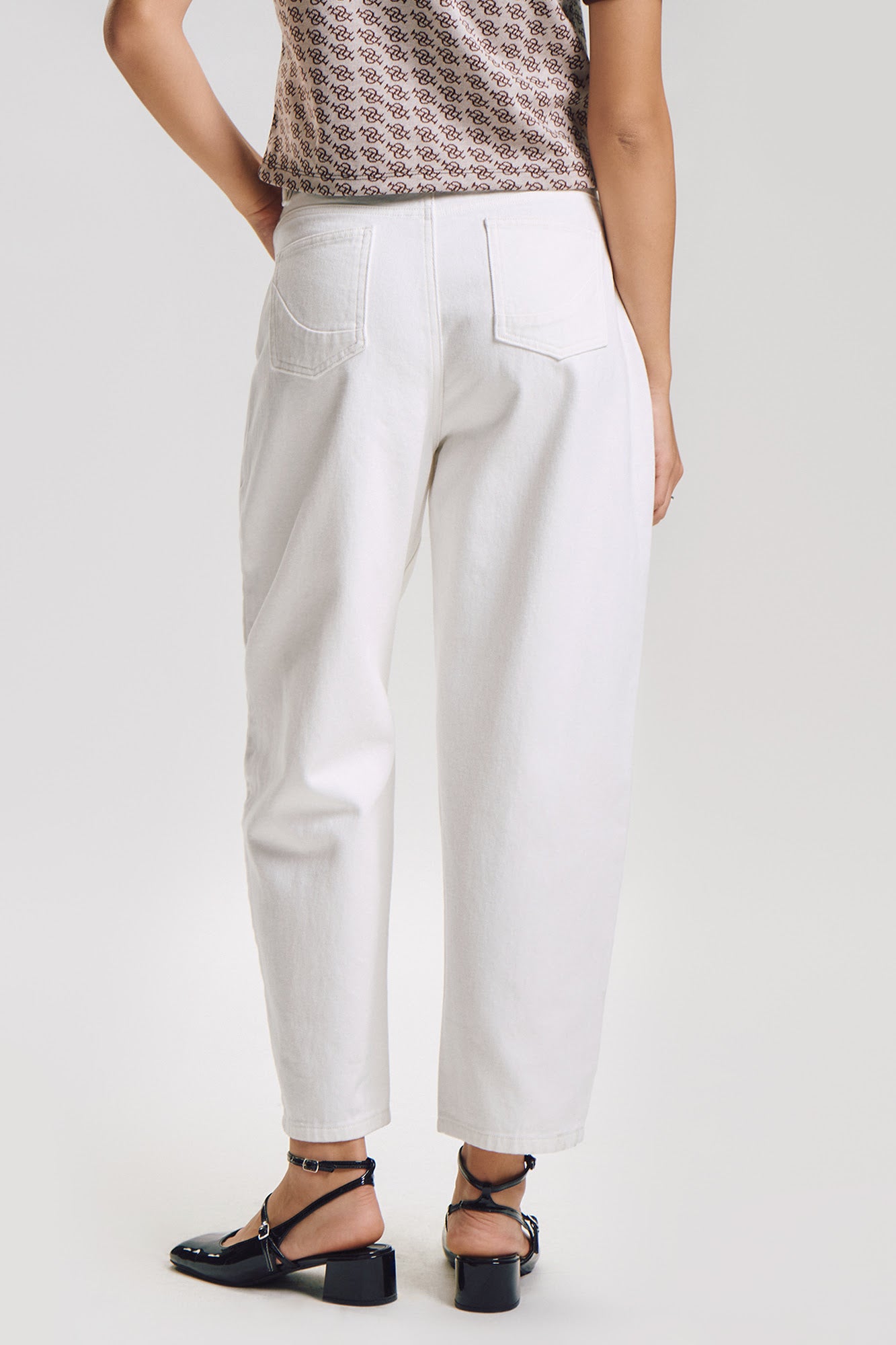 990060-White (2).jpg