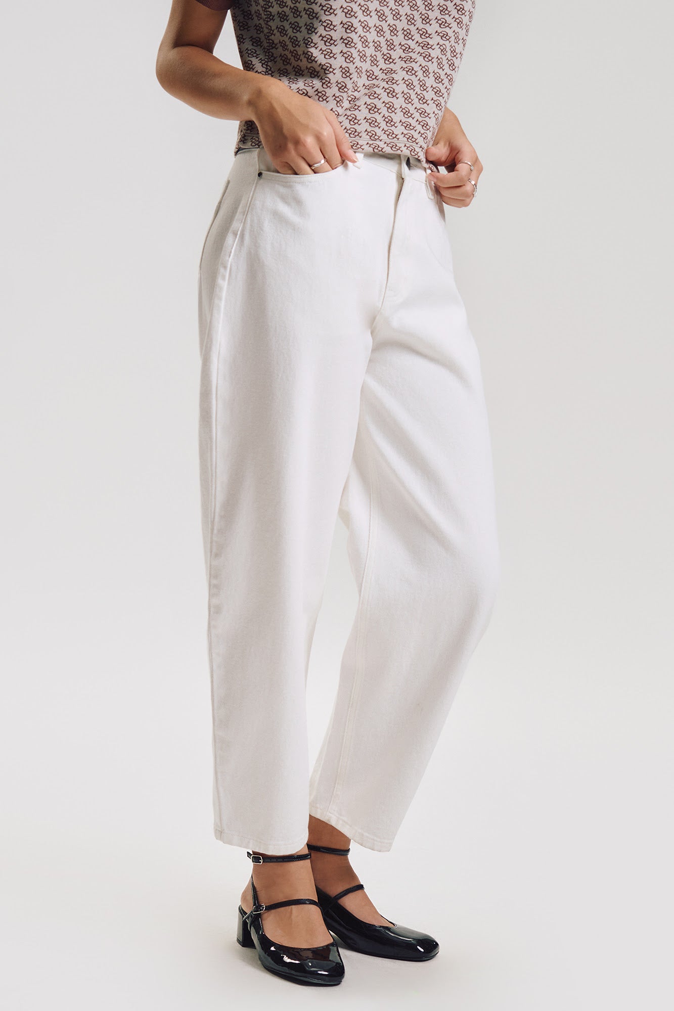 990060-White (4).jpg