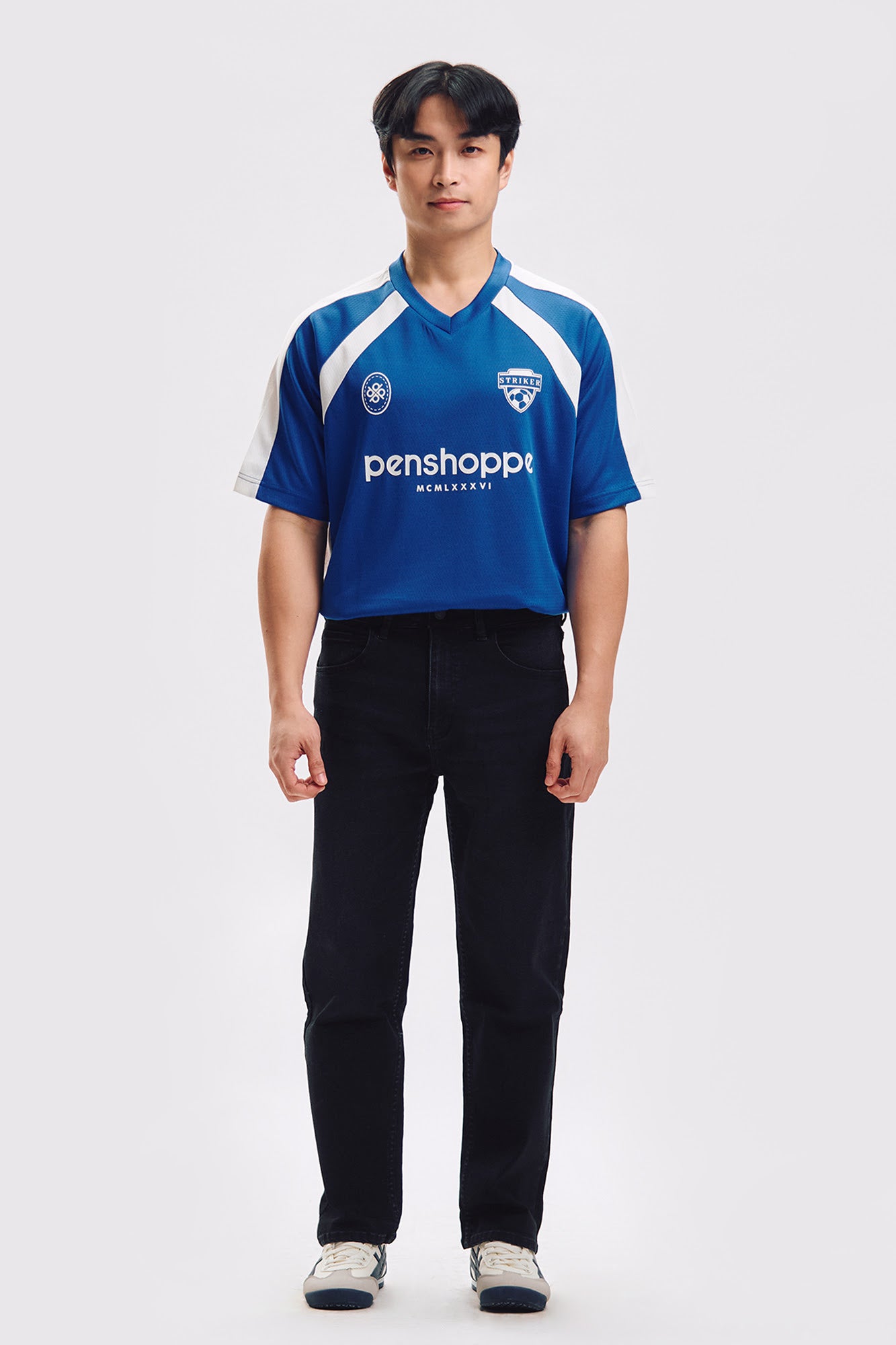 990066-Black (1).jpg