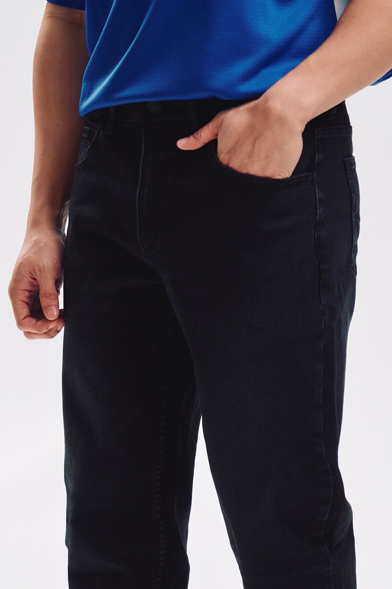 990066-Black (2).jpg