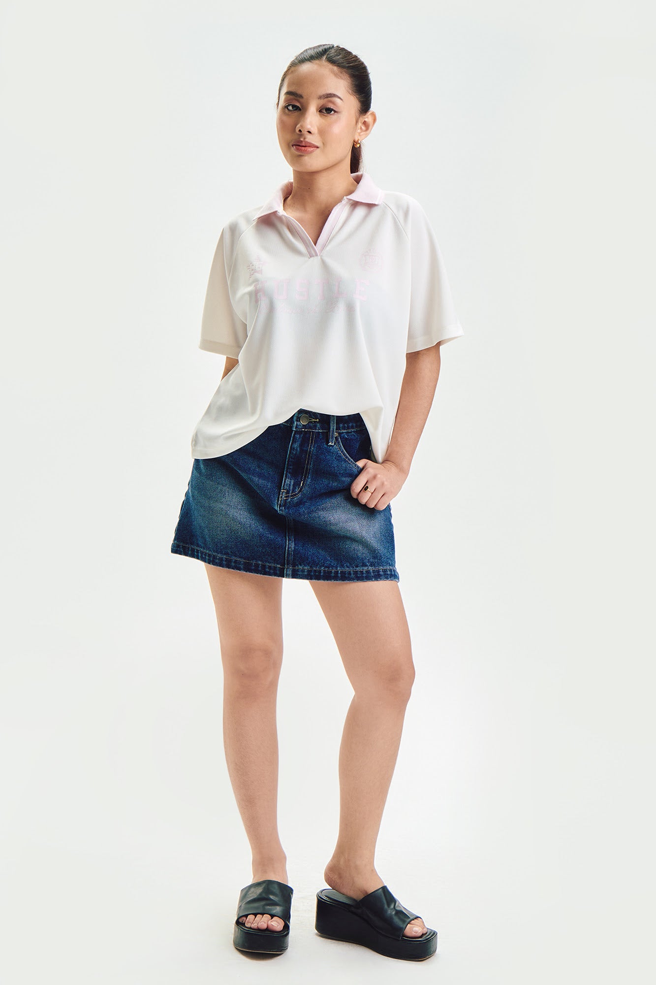 990112-Off White (1).jpg