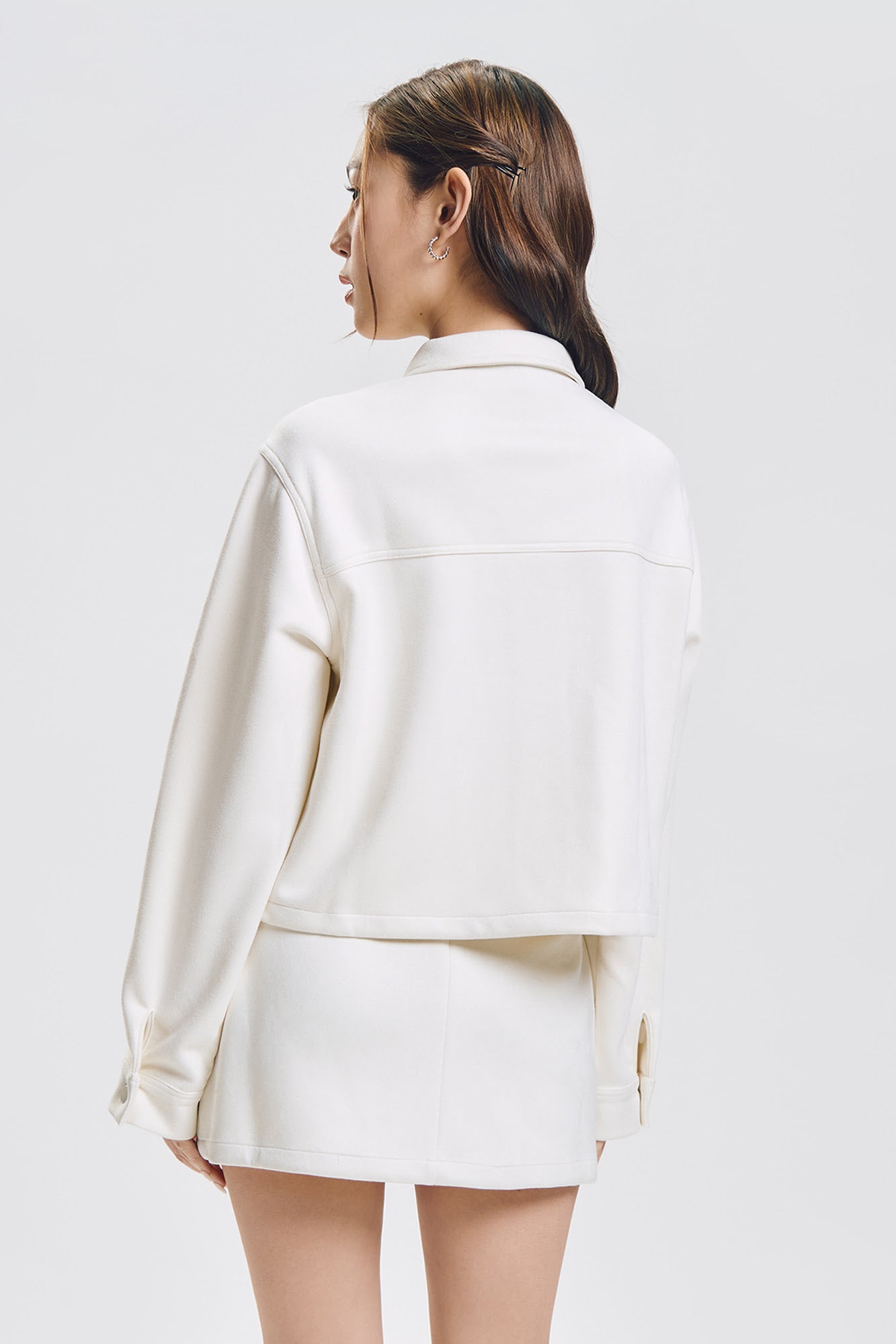 990117-Off White (2).jpg