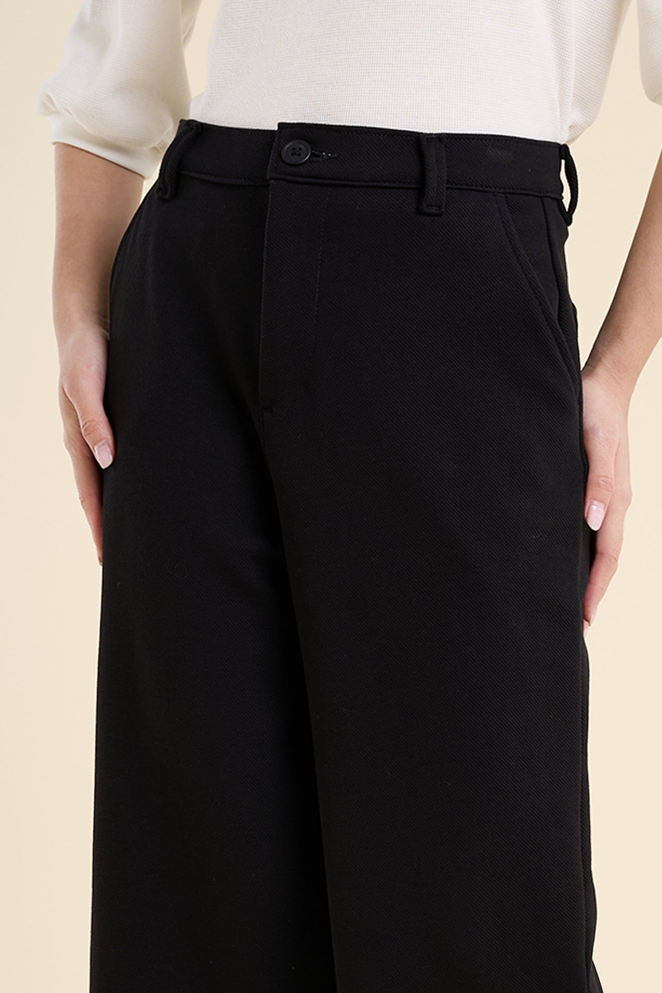 990143-Black (2).jpg