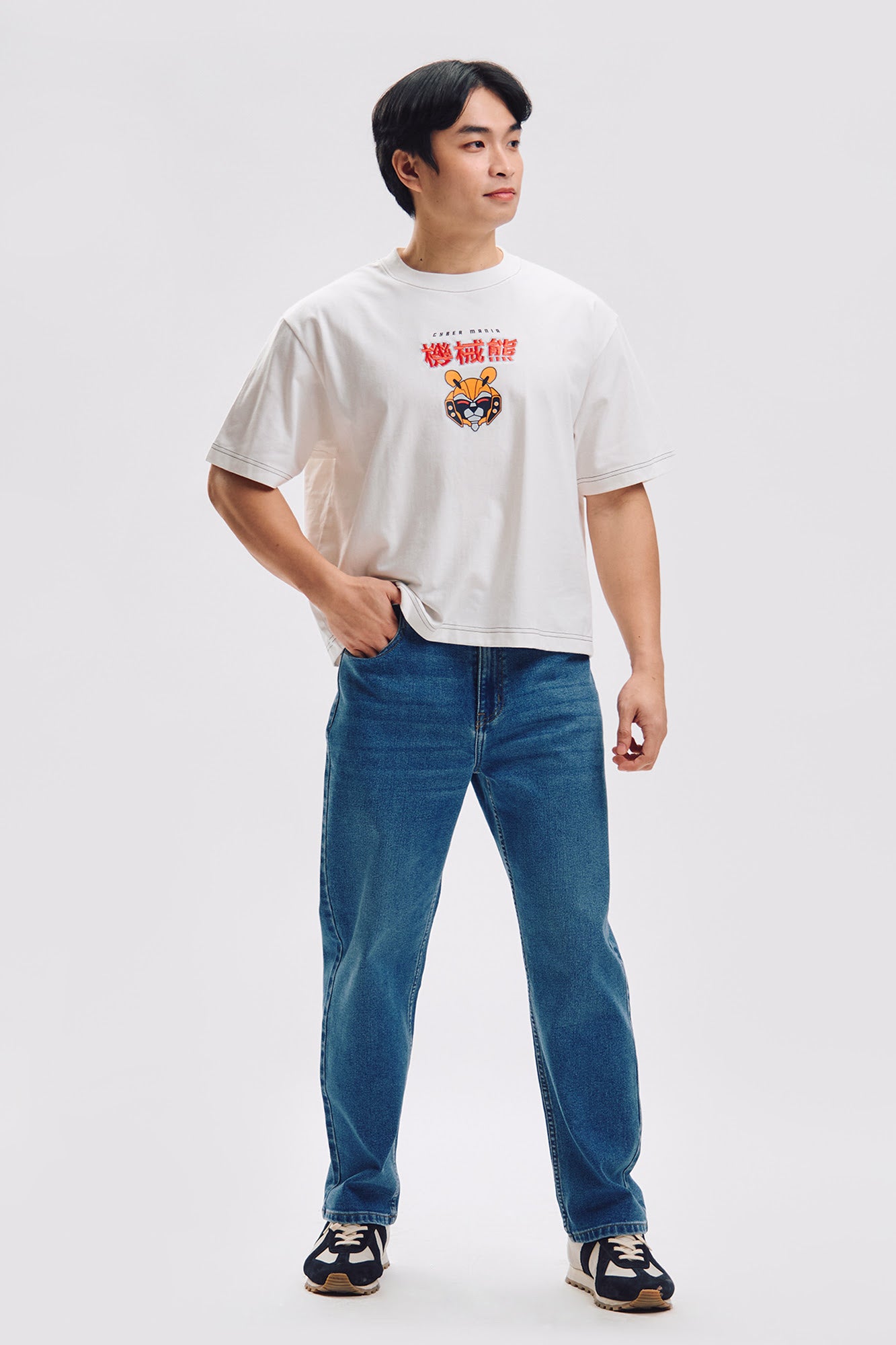 990450-Off White (1).jpg