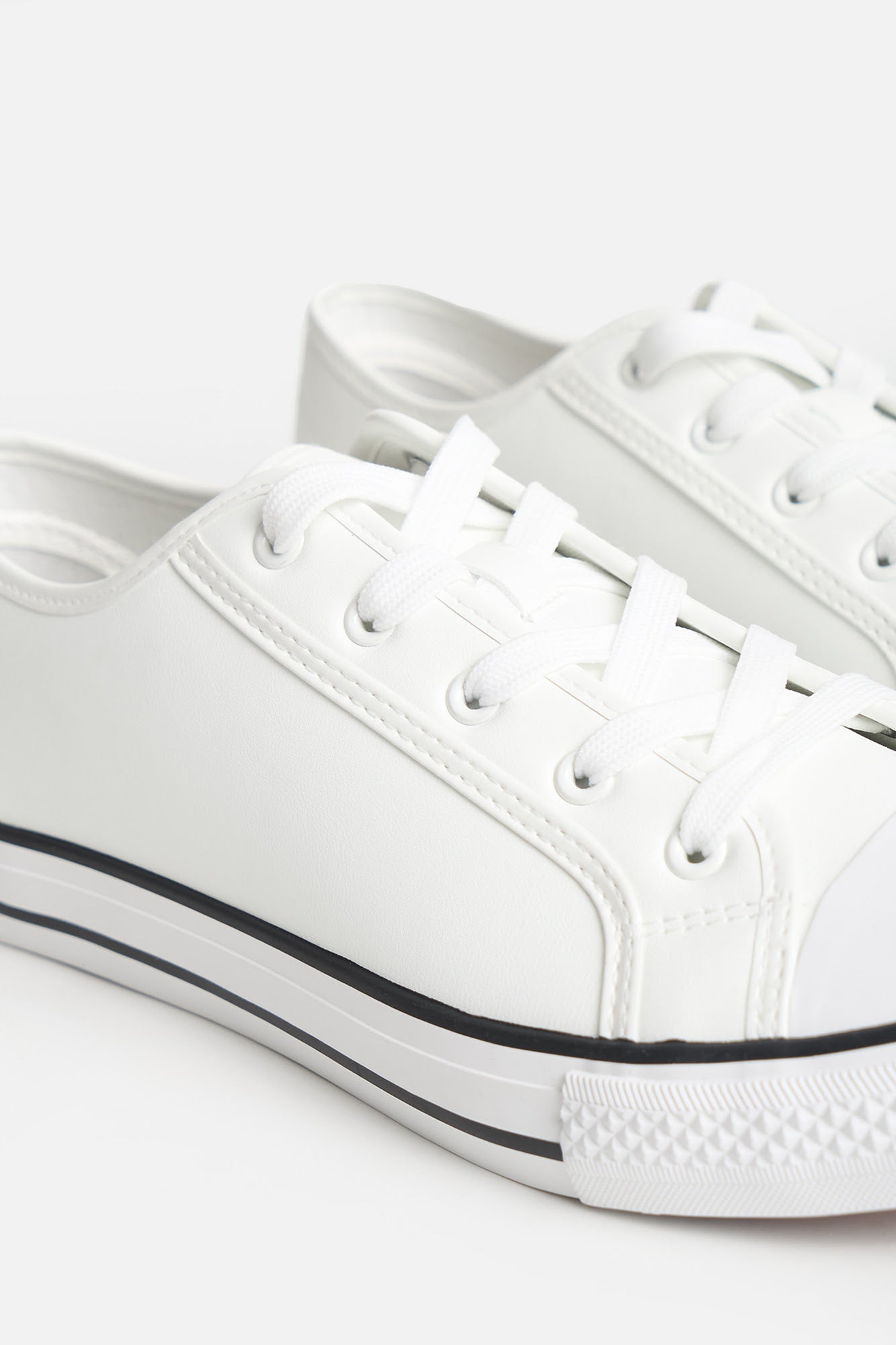 990486-White (2).jpg