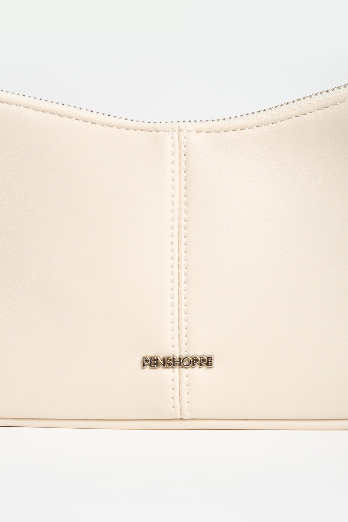 990495-Off White (5).jpg