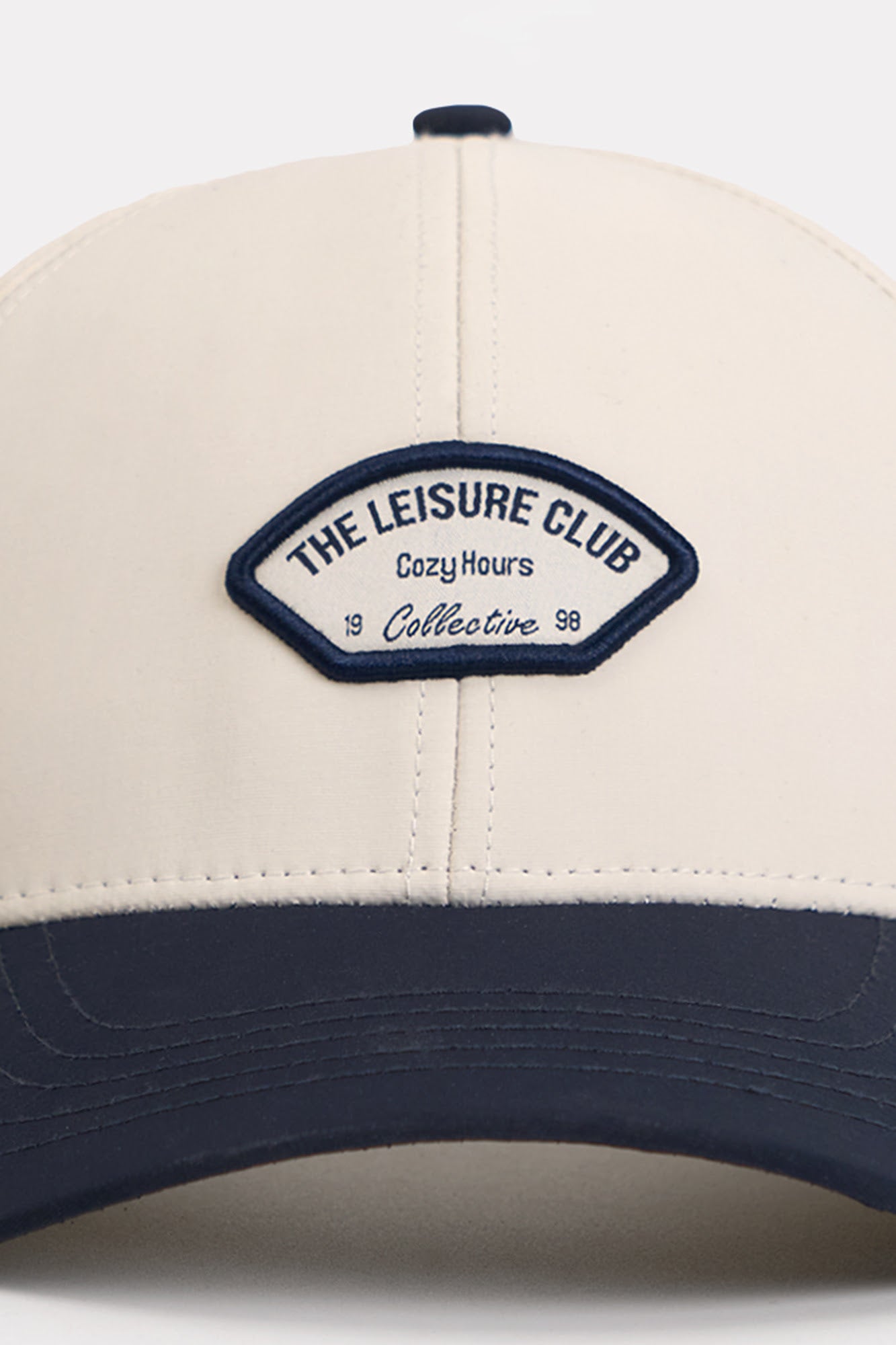 990582-Off White (2).jpg