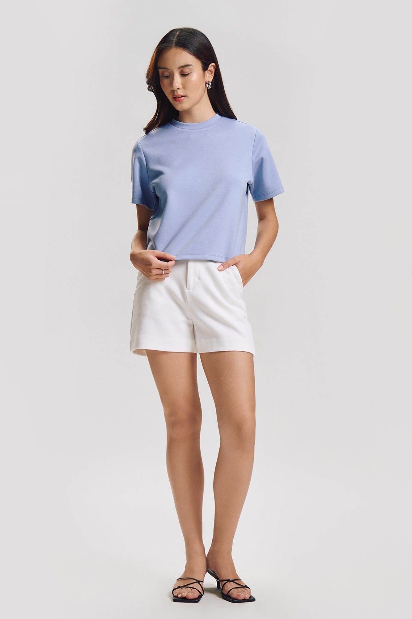 990589-Off White (1).jpg