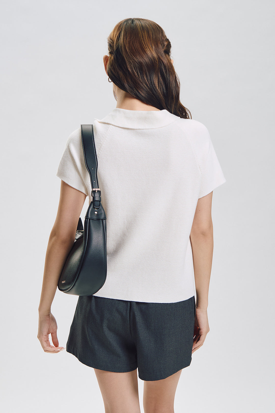 990690-Off White (3).jpg