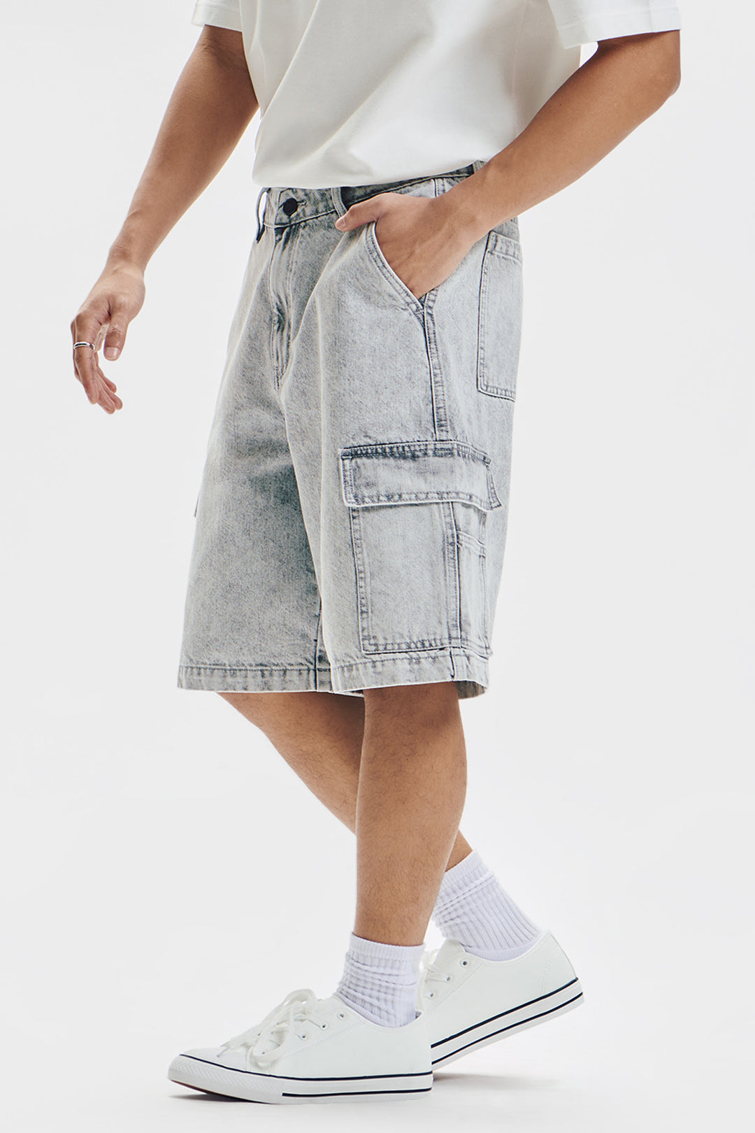 990702-Gray (3).jpg