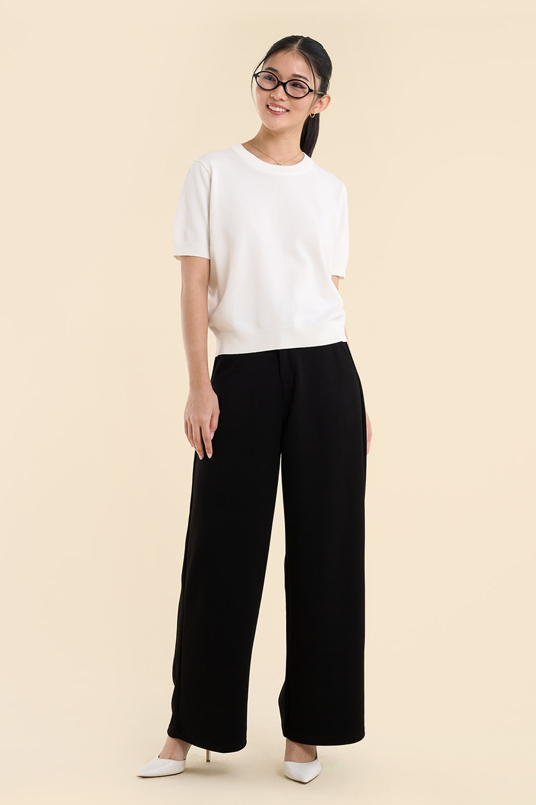 990713-Off White (1).jpg