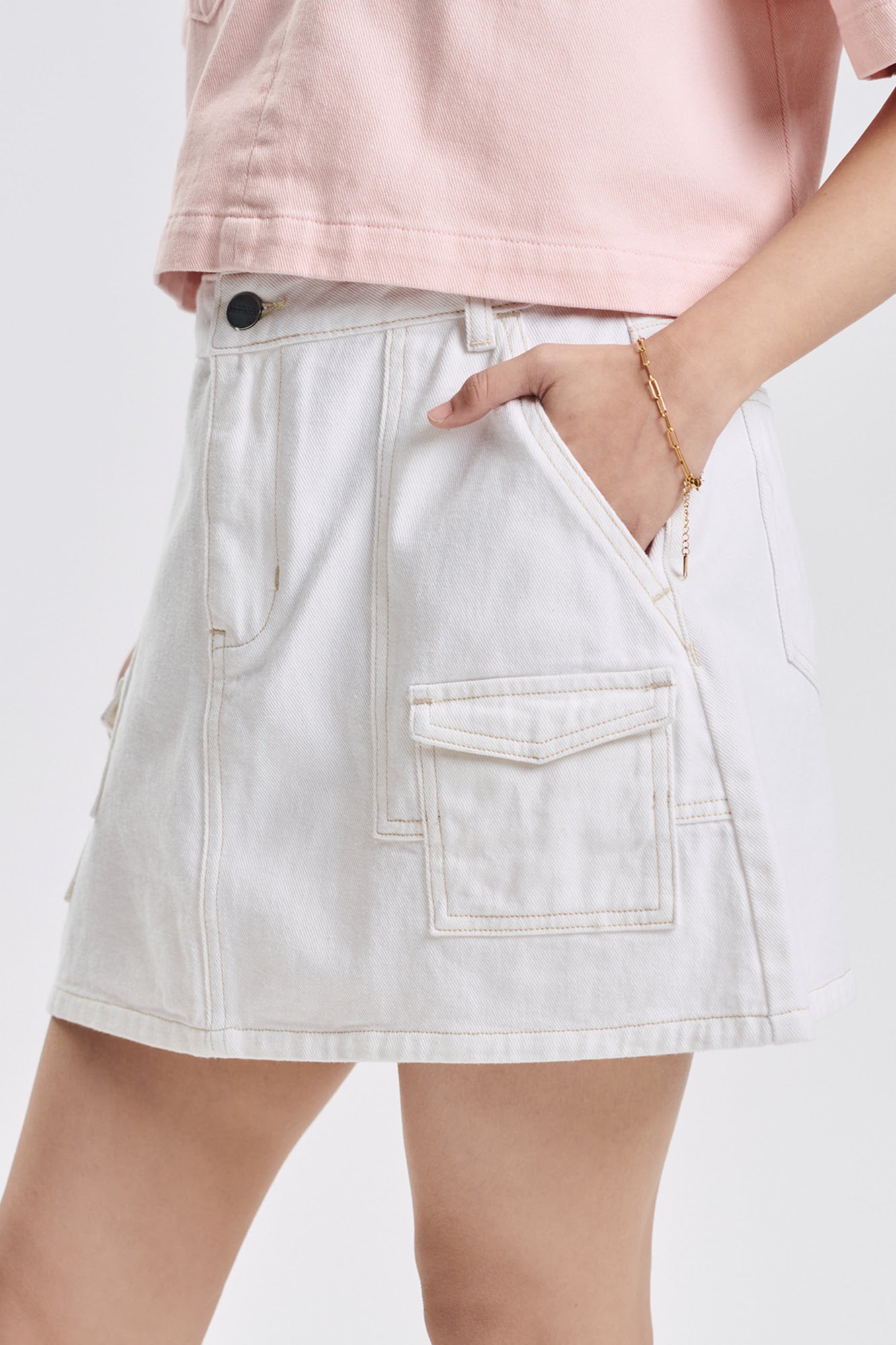 991002-White (2).jpg