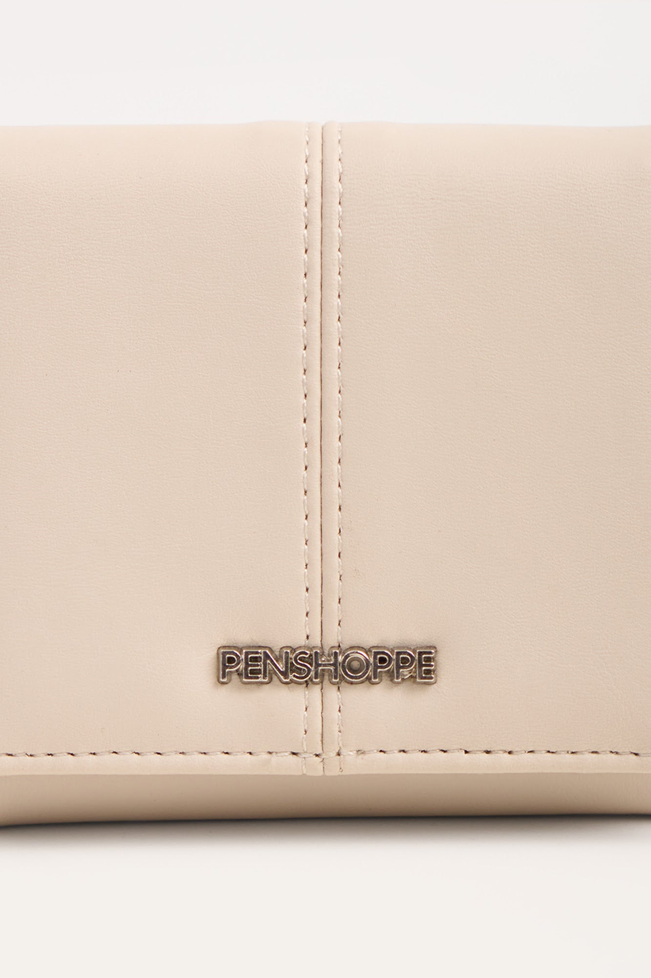 991024-Off White (1).jpg