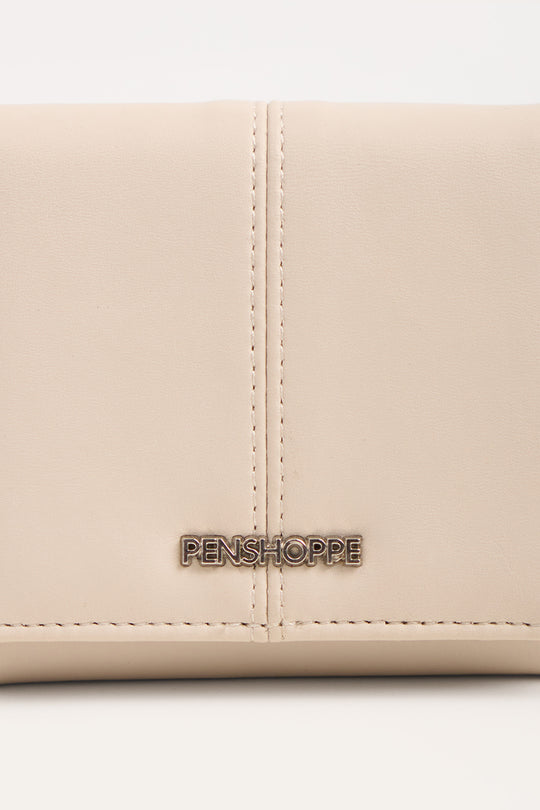 991024-Off White (1).jpg