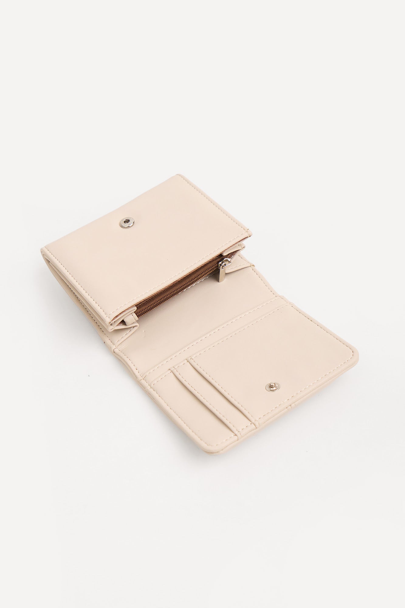 991024-Off White (2).jpg