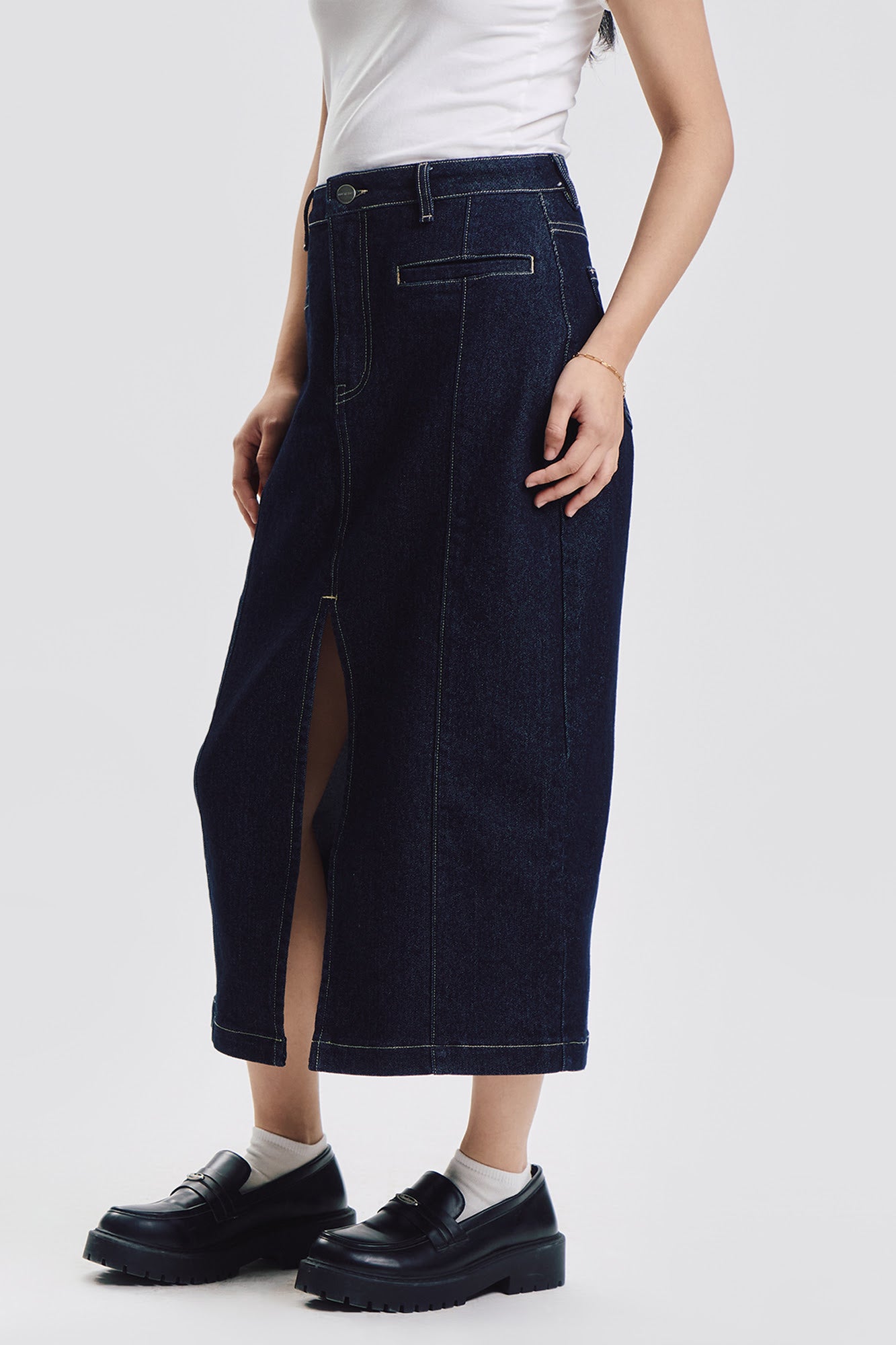 991098-Indigo (3).jpg