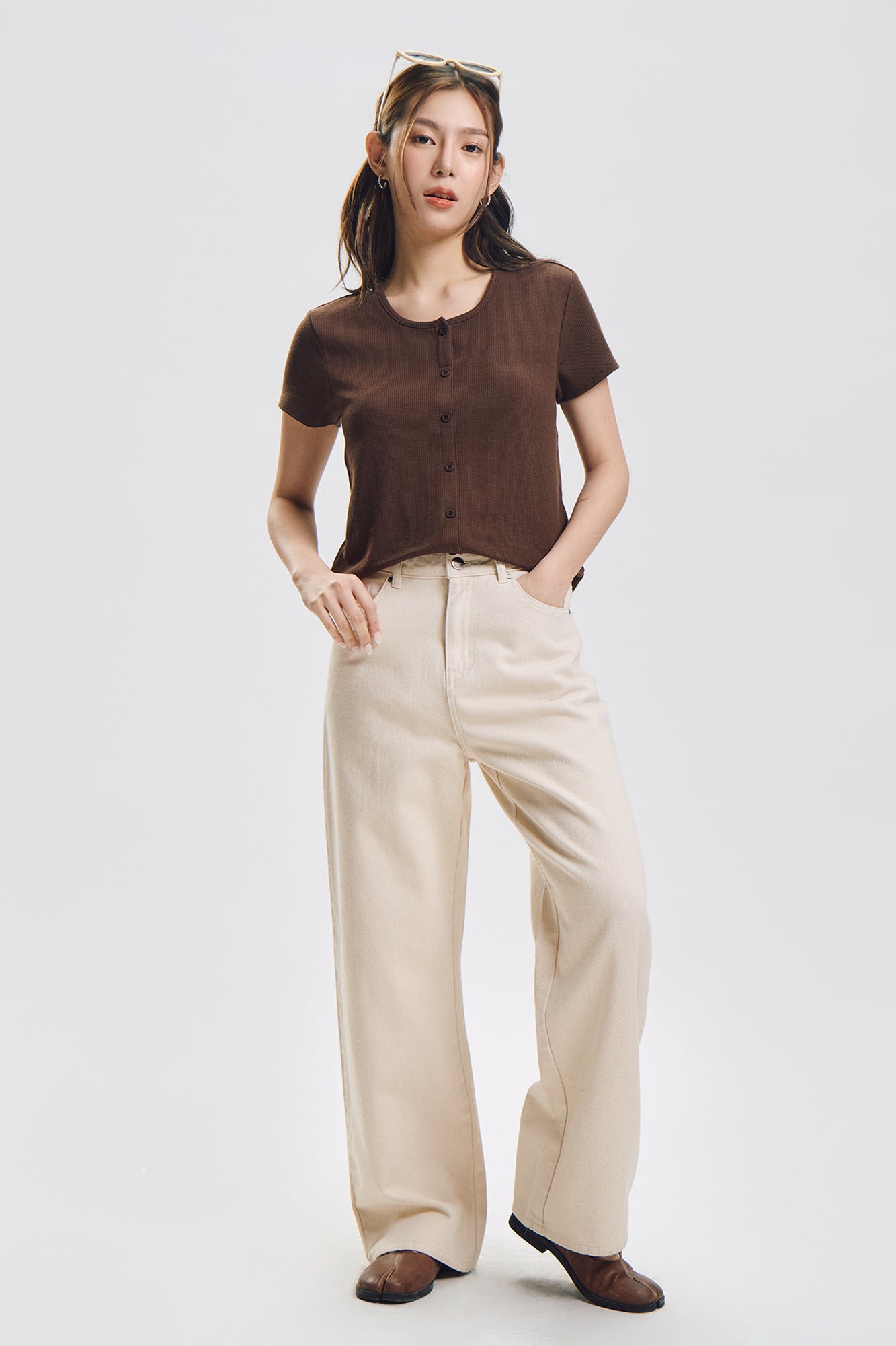 991197-Off White (1).jpg