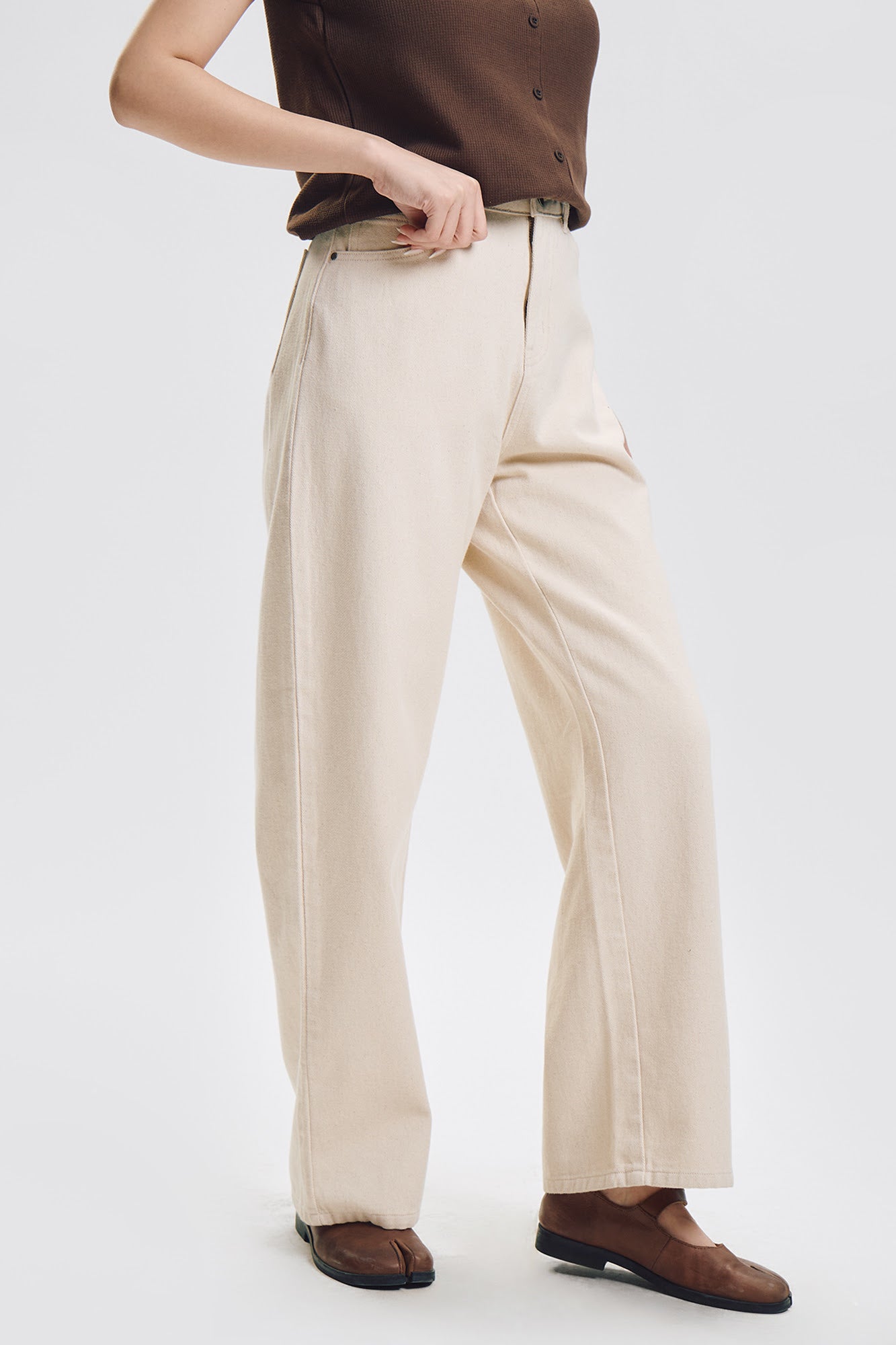 991197-Off White (3).jpg