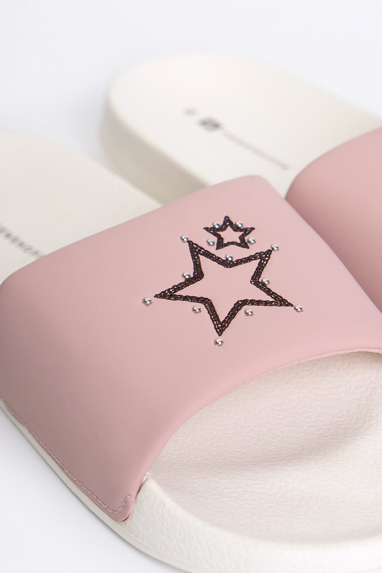 991366-Off White (4).jpg