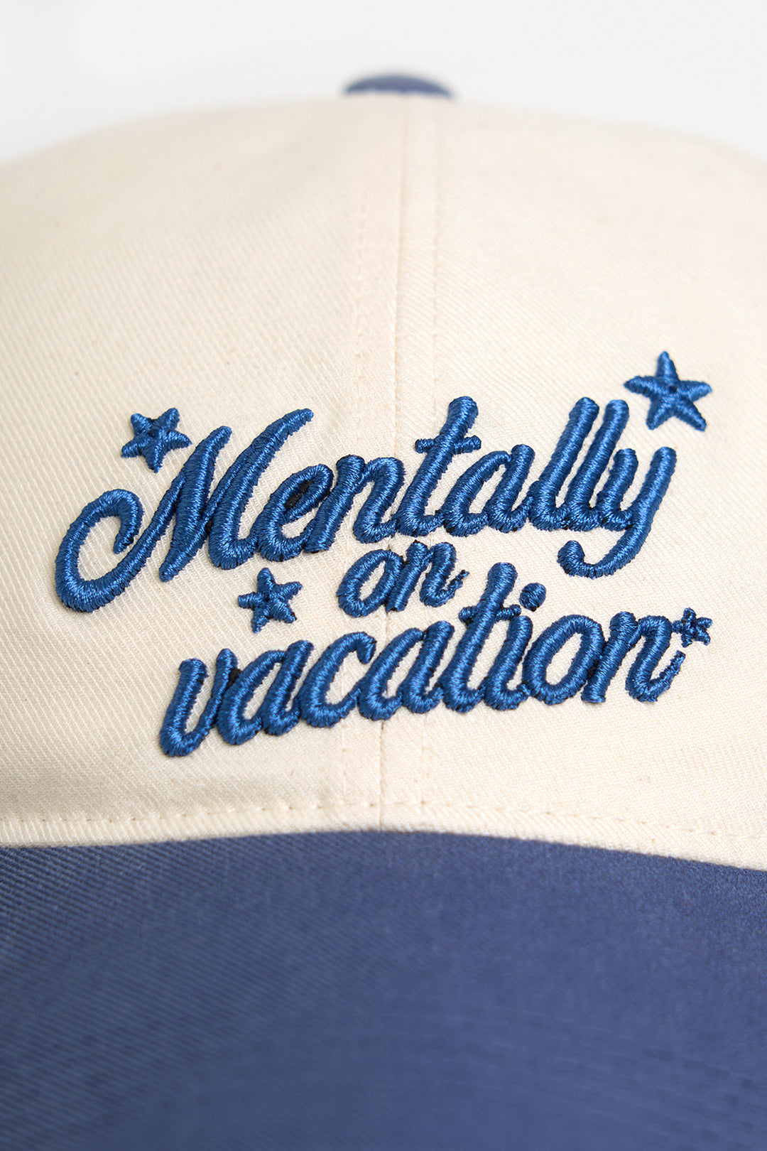 991390-Off White (1).jpg