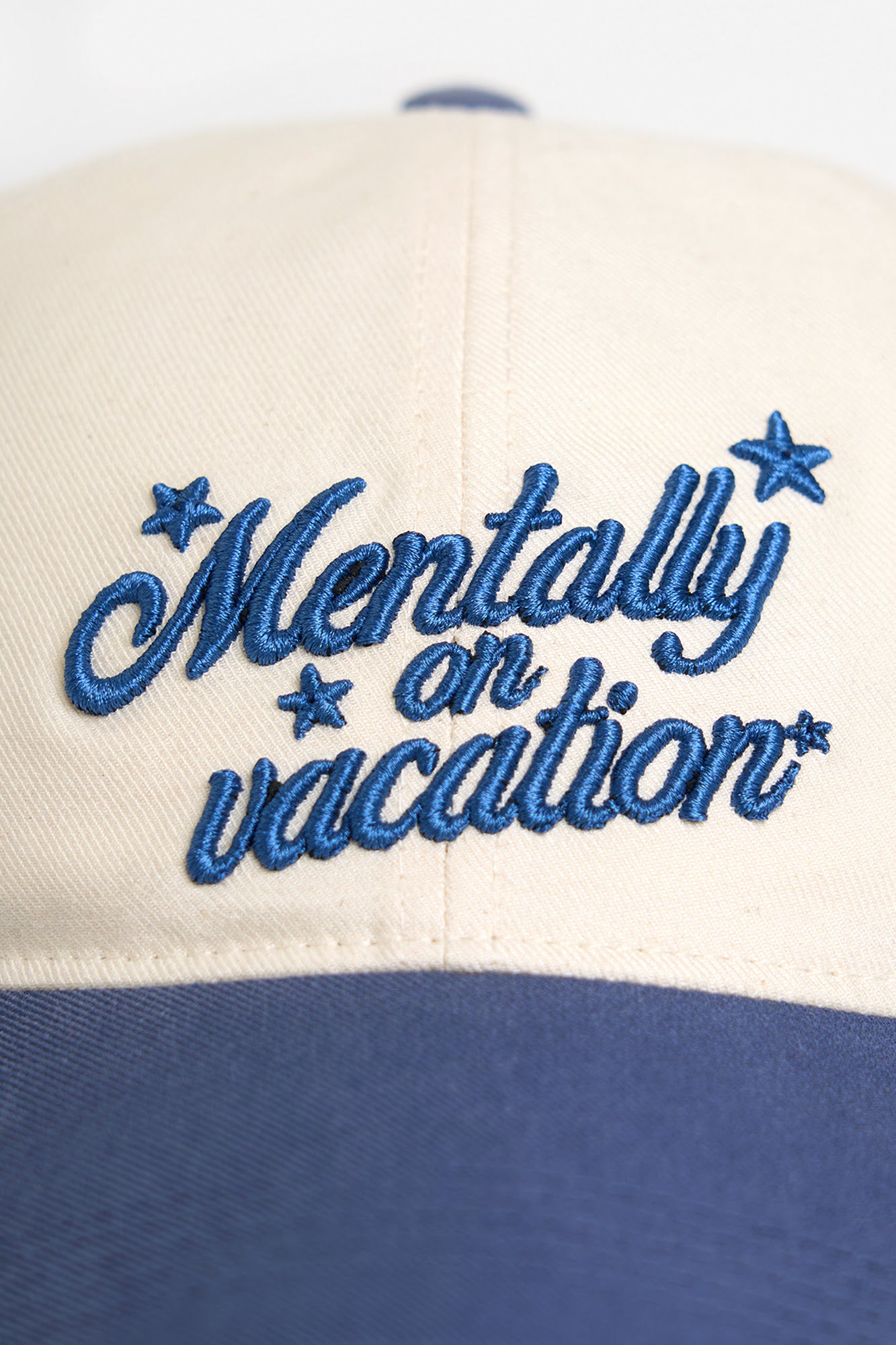 991390-Off White (1).jpg