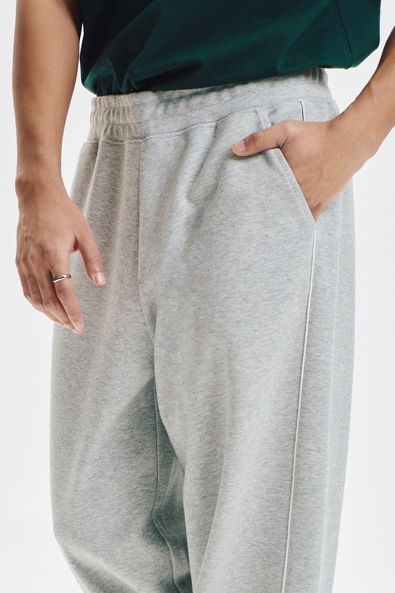 991494-Heather Gray (2).jpg