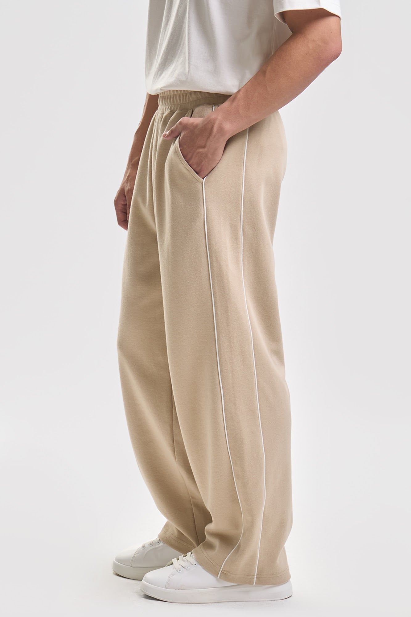 Baggy Sweat Pants with Side Piping