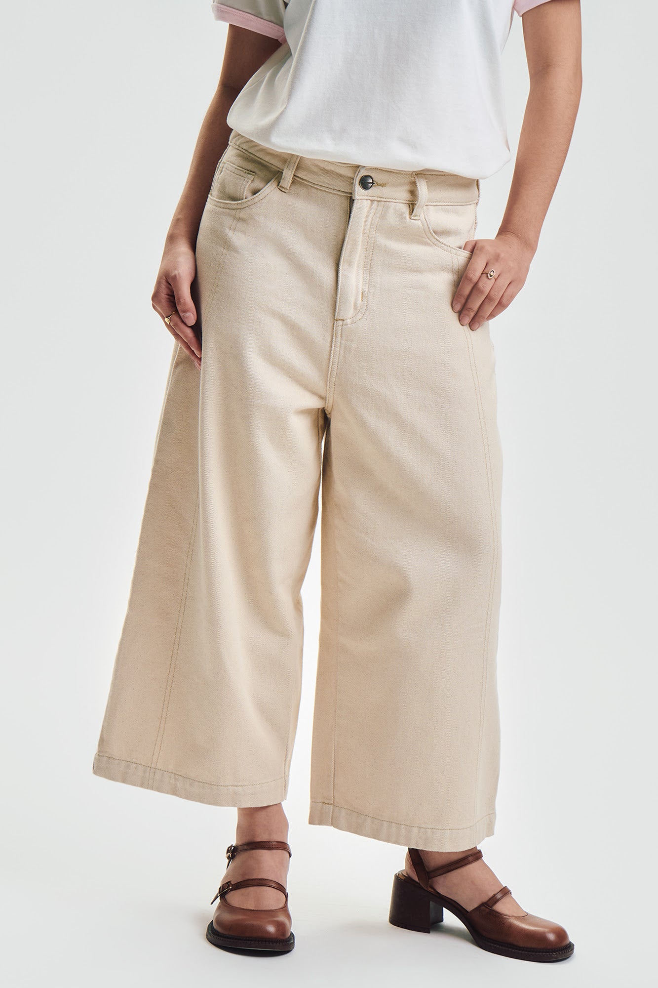 991510-Off White (5).jpg