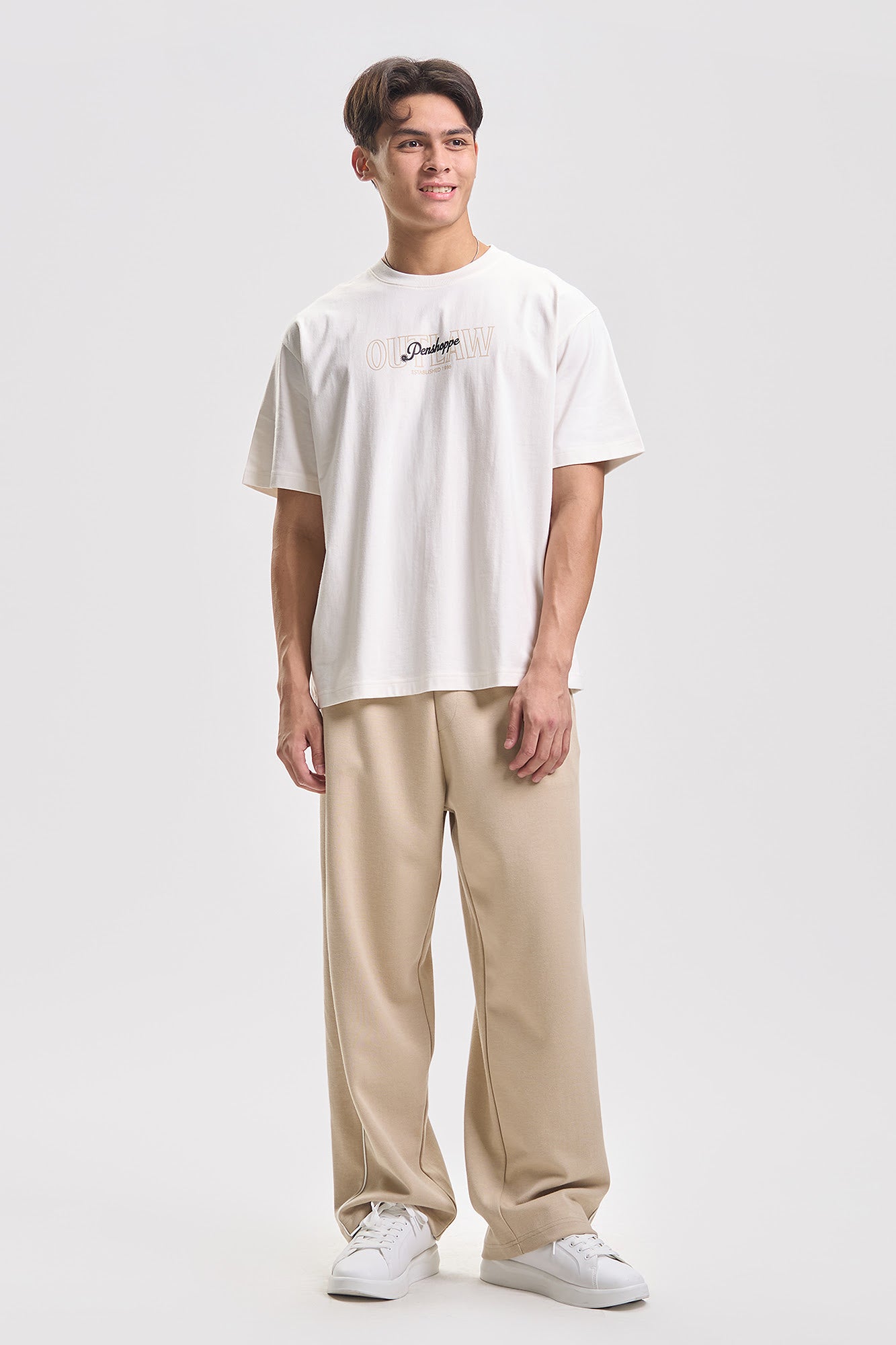 991547-Ivory (1).jpg