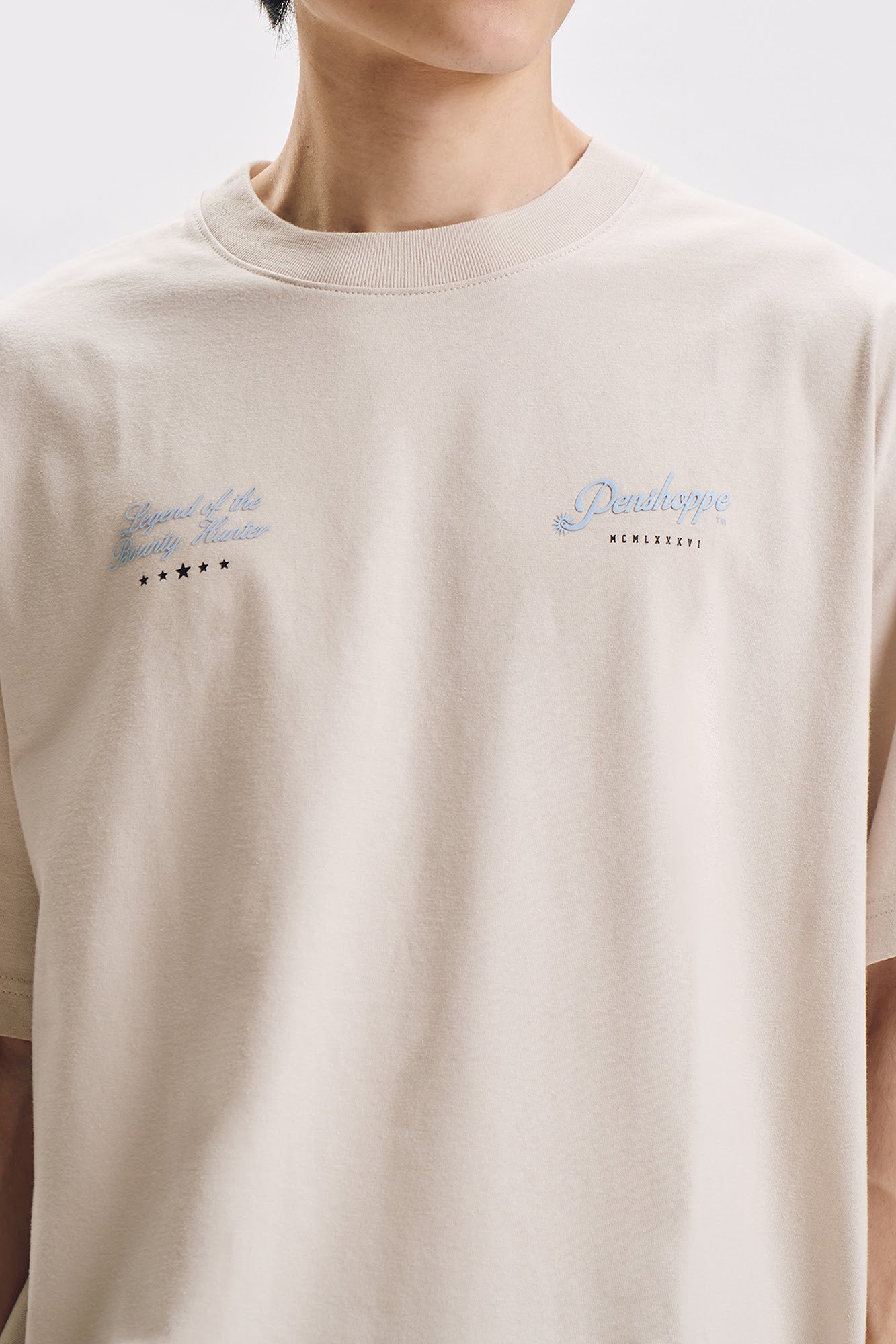 The Most Wanted Relaxed Graphic T-Shirt – PENSHOPPE