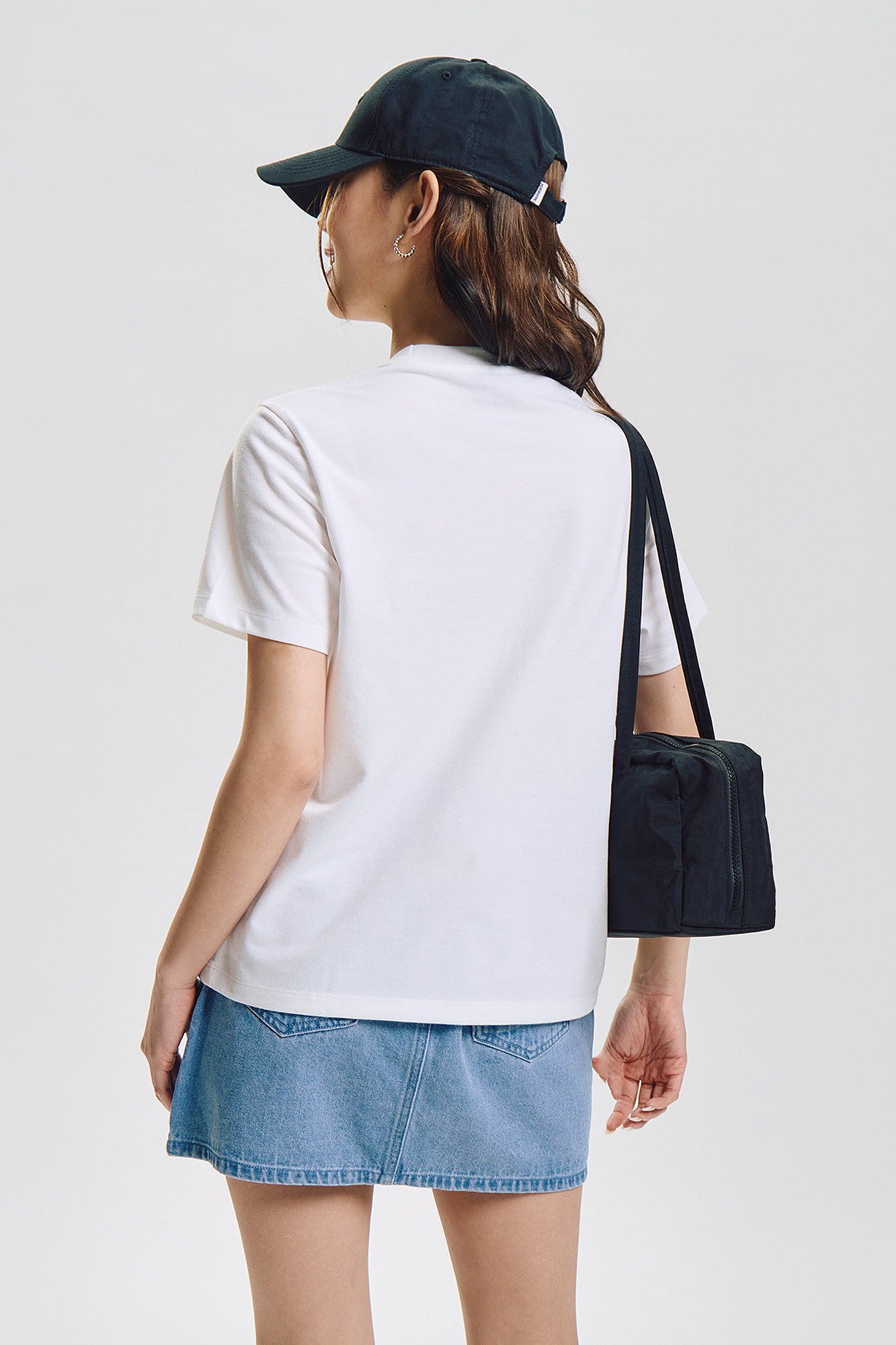 991549-Off White (3).jpg