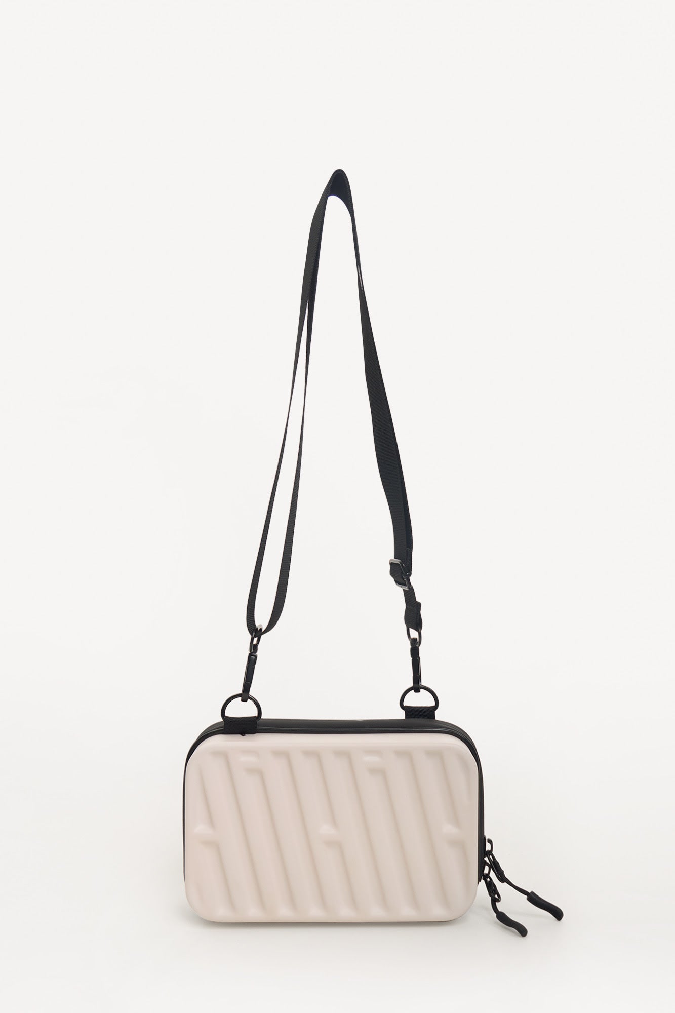 991651-Off White (4).jpg