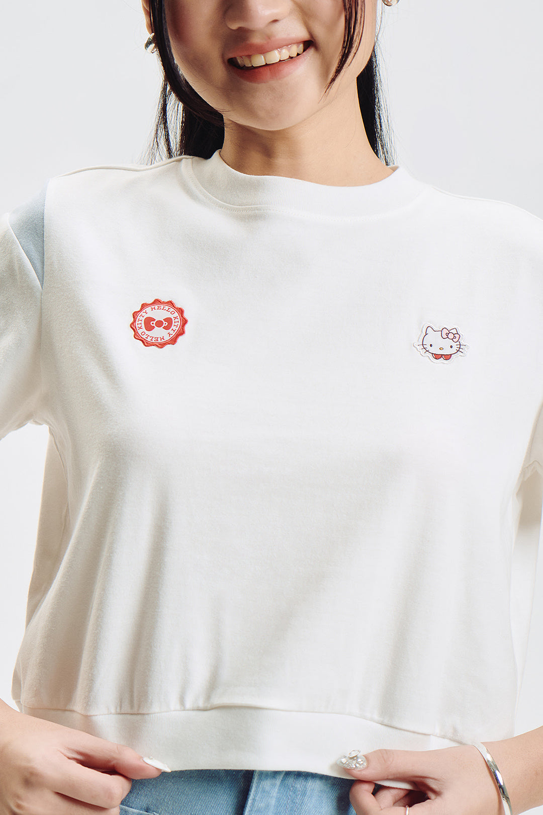 Penshoppe ❤️ Hello Kitty Relaxed Cropped T-Shirt