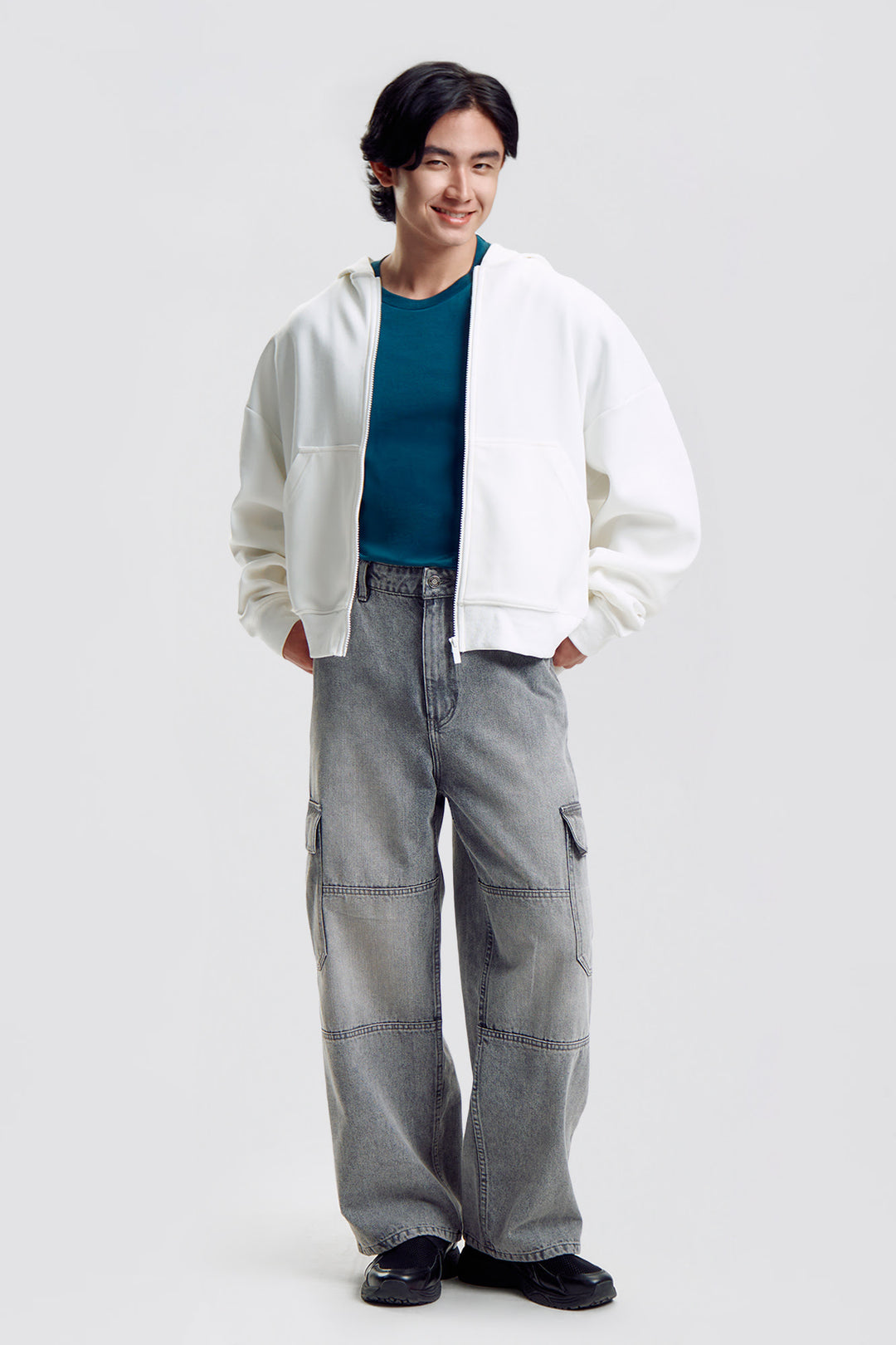 991923-Off White (1).jpg